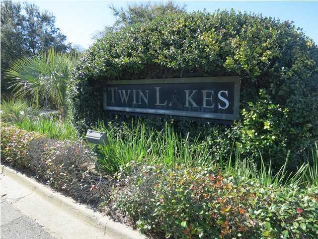 TWIN LAKES ESTATES - Residential