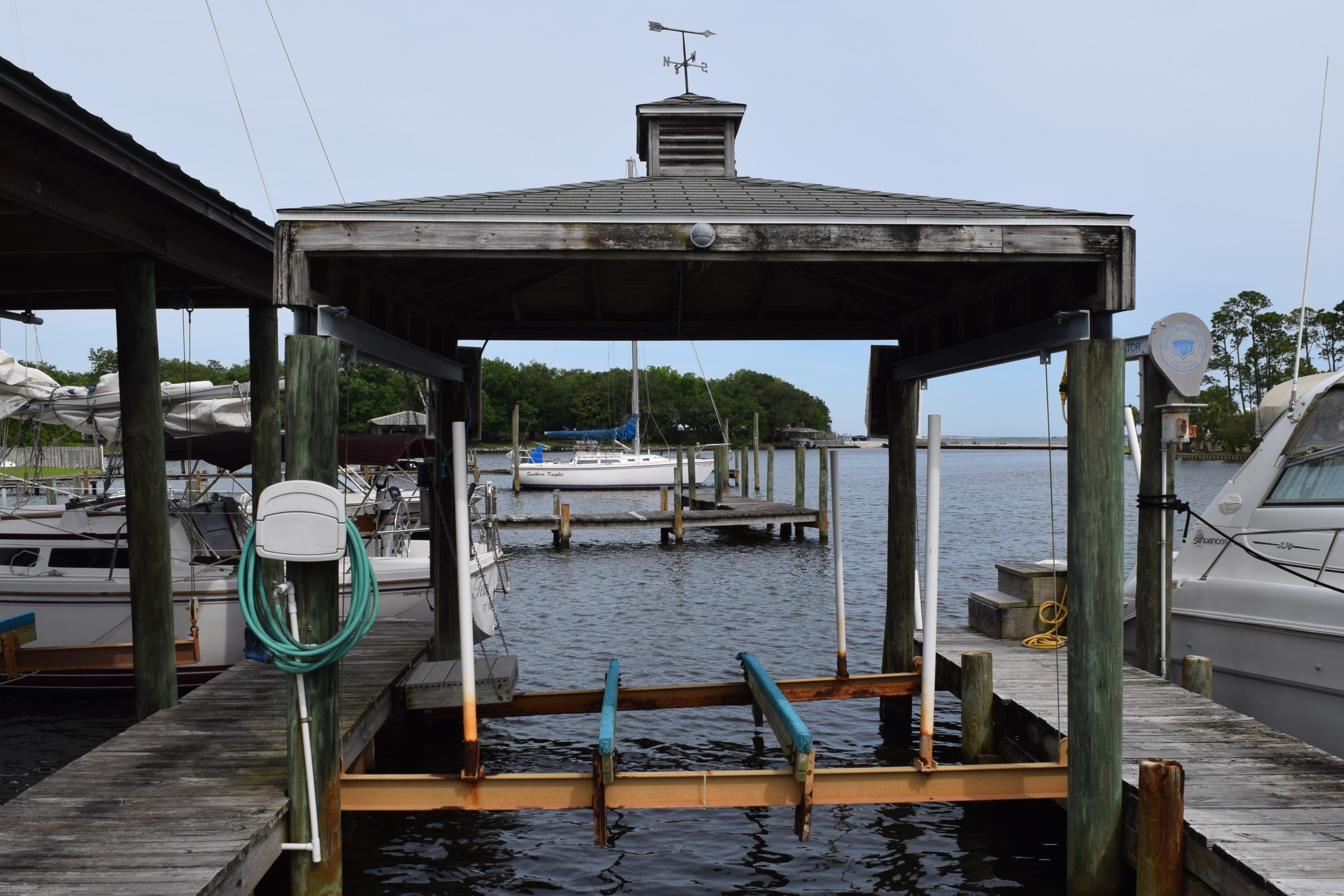 JONITA ESTATES - Residential