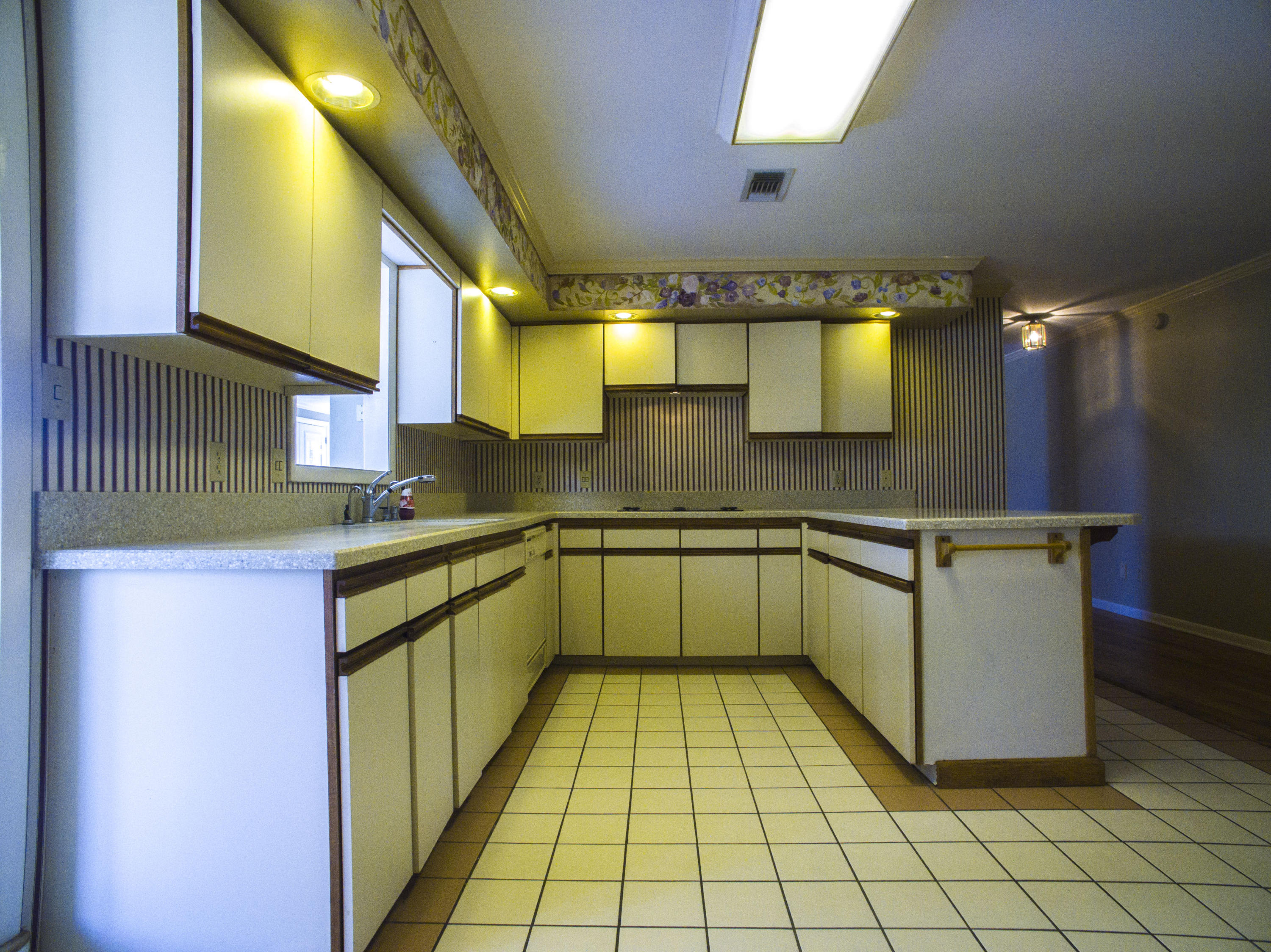 JONITA ESTATES - Residential