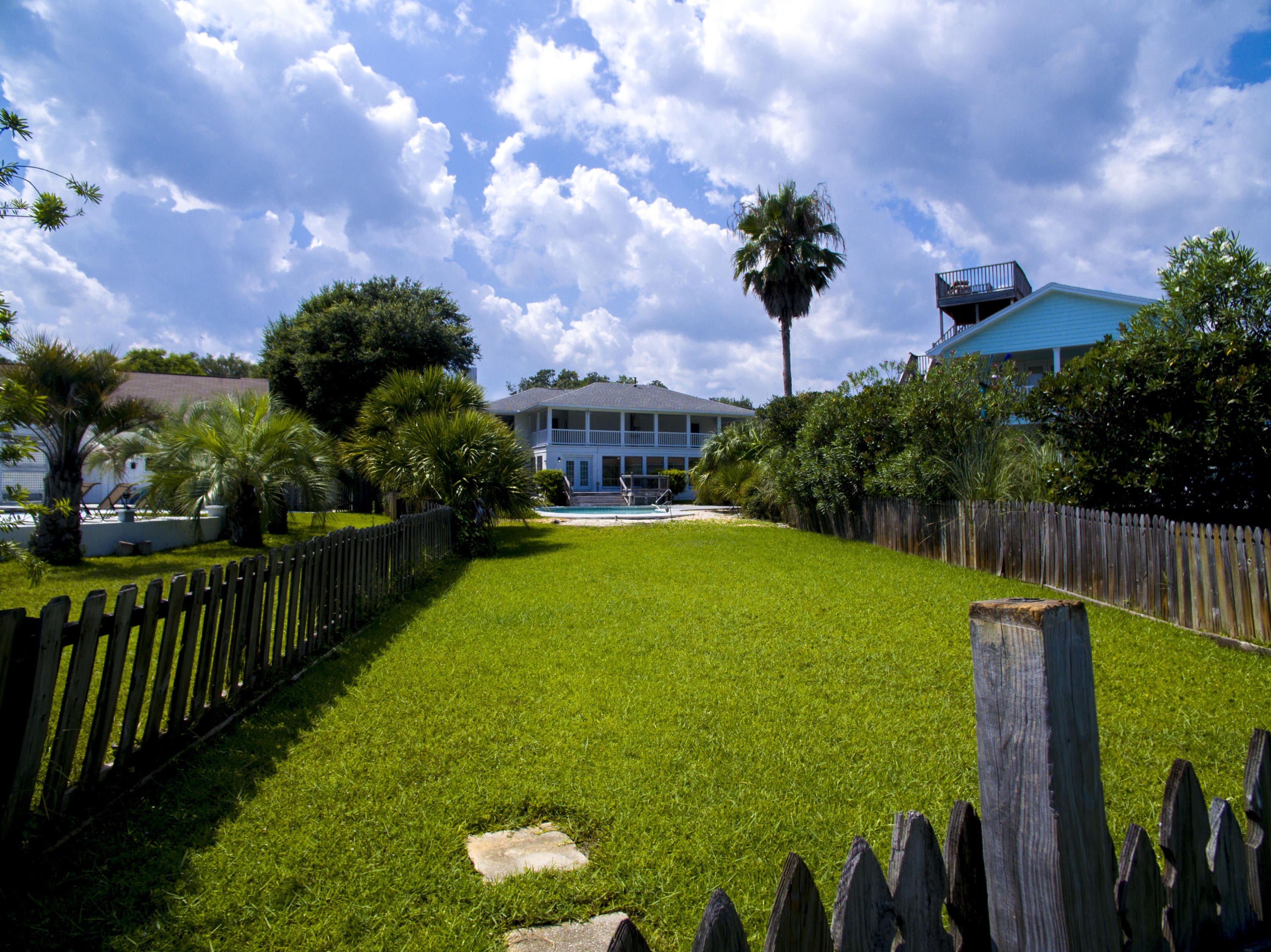 JONITA ESTATES - Residential