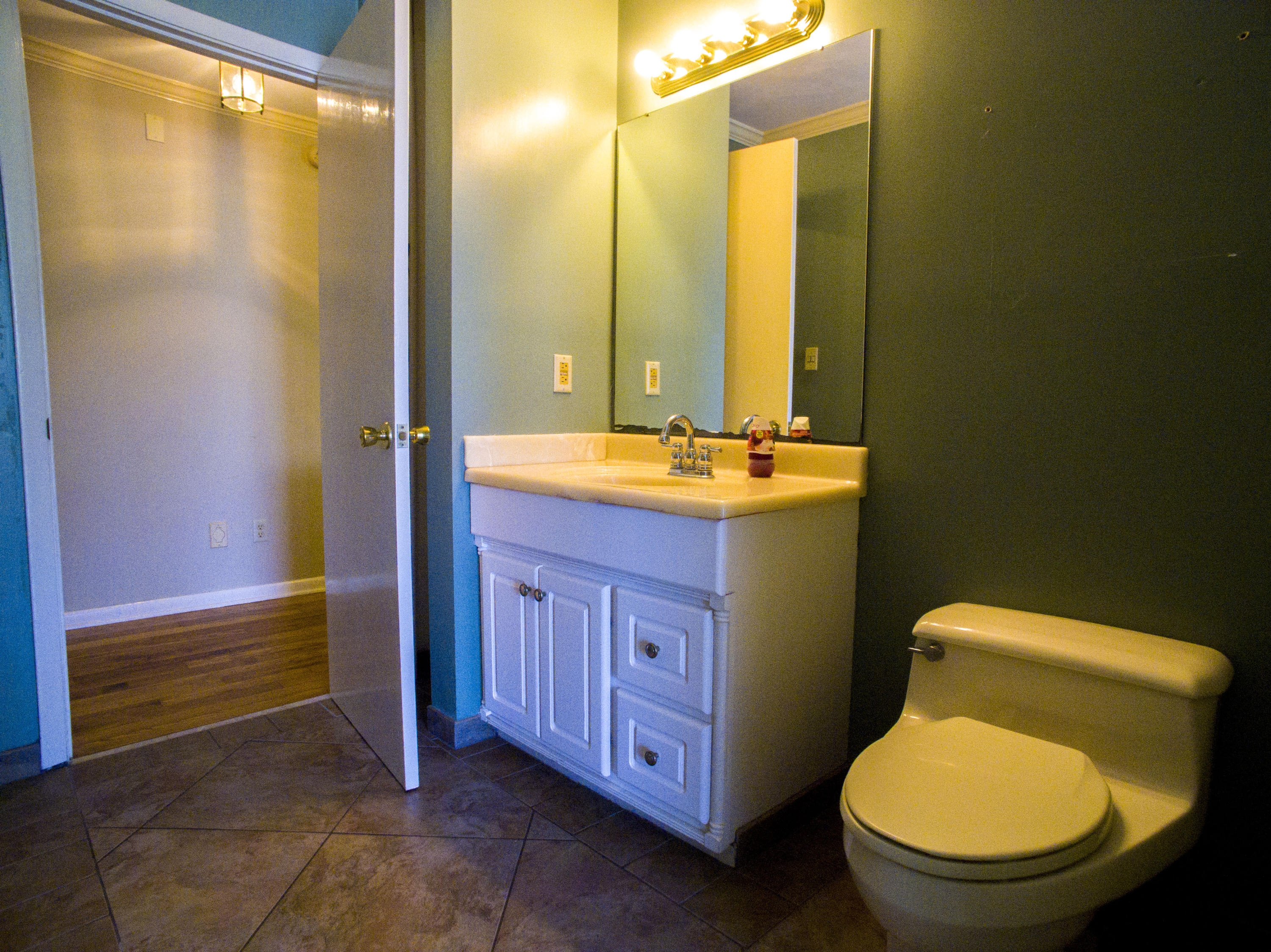 JONITA ESTATES - Residential