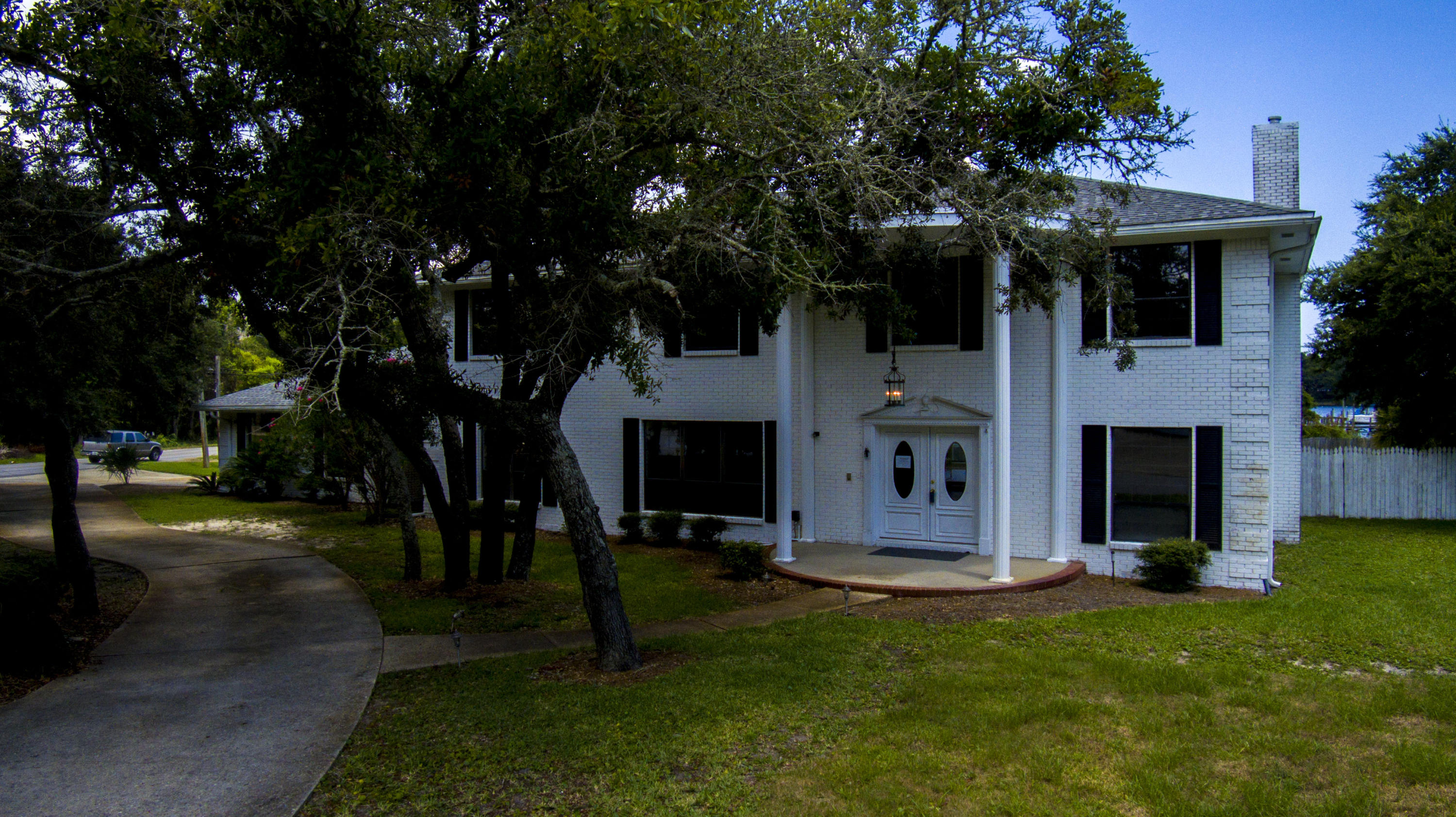 JONITA ESTATES - Residential