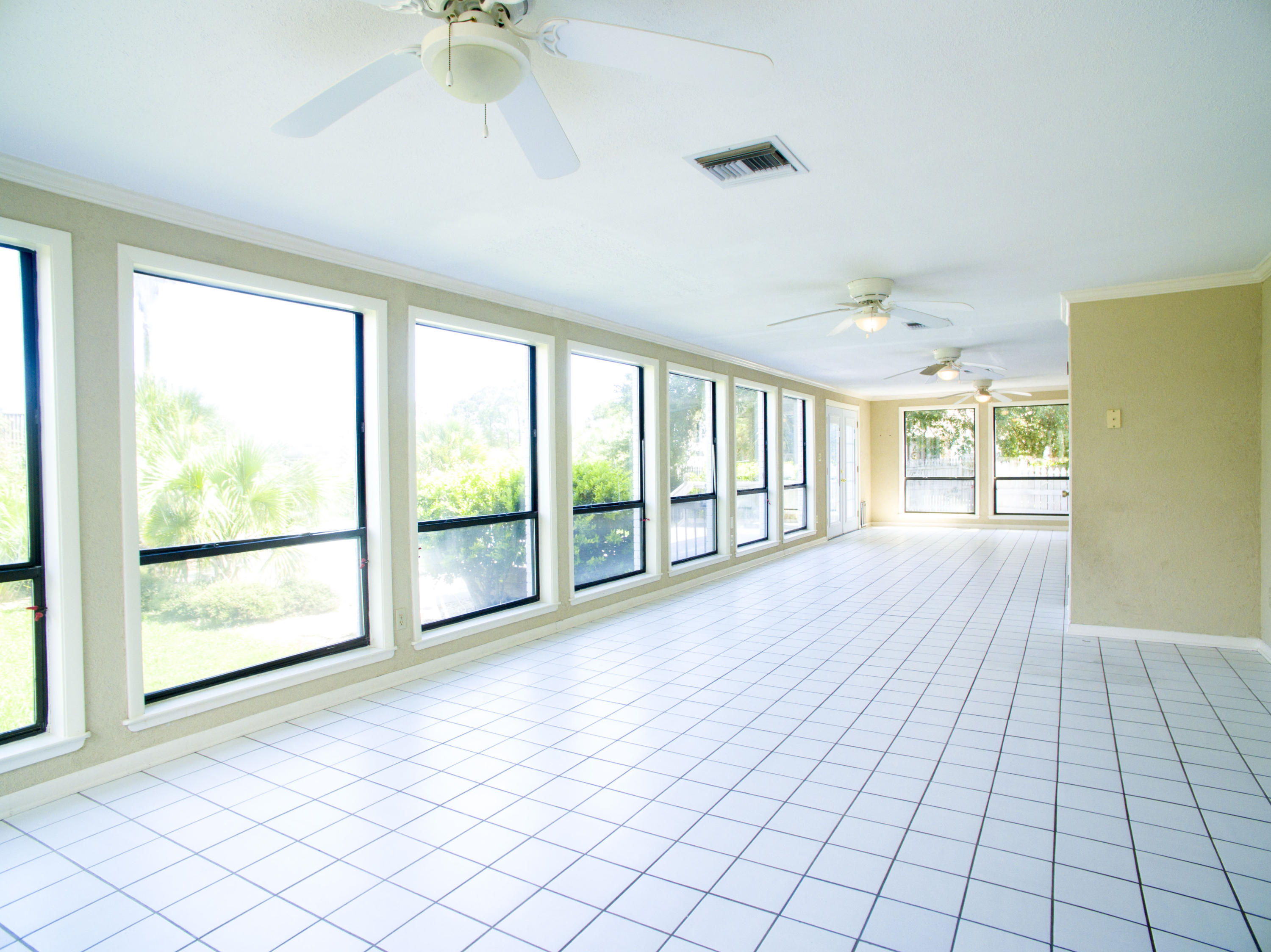 JONITA ESTATES - Residential