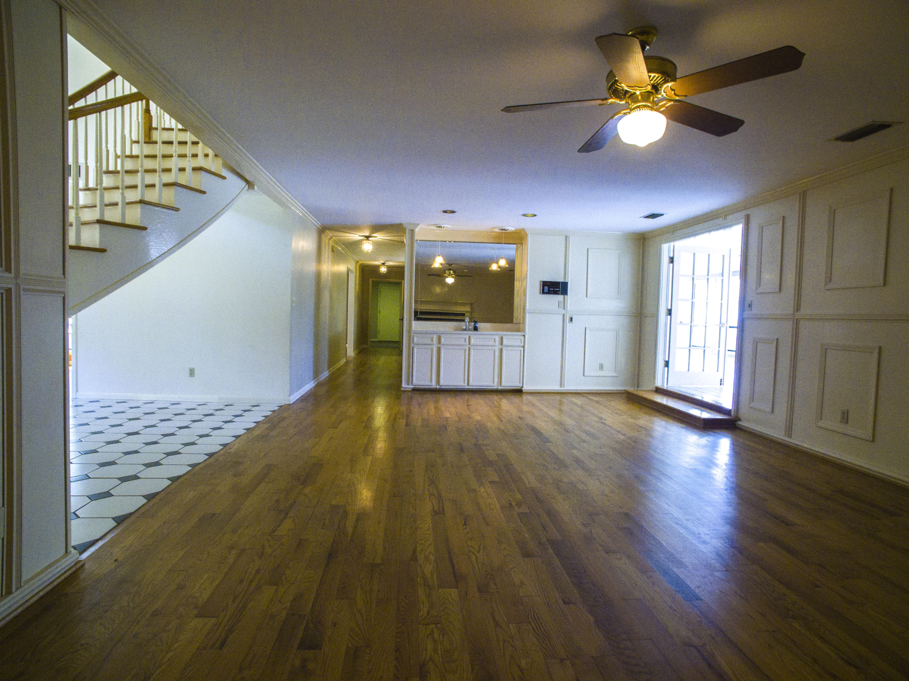 JONITA ESTATES - Residential