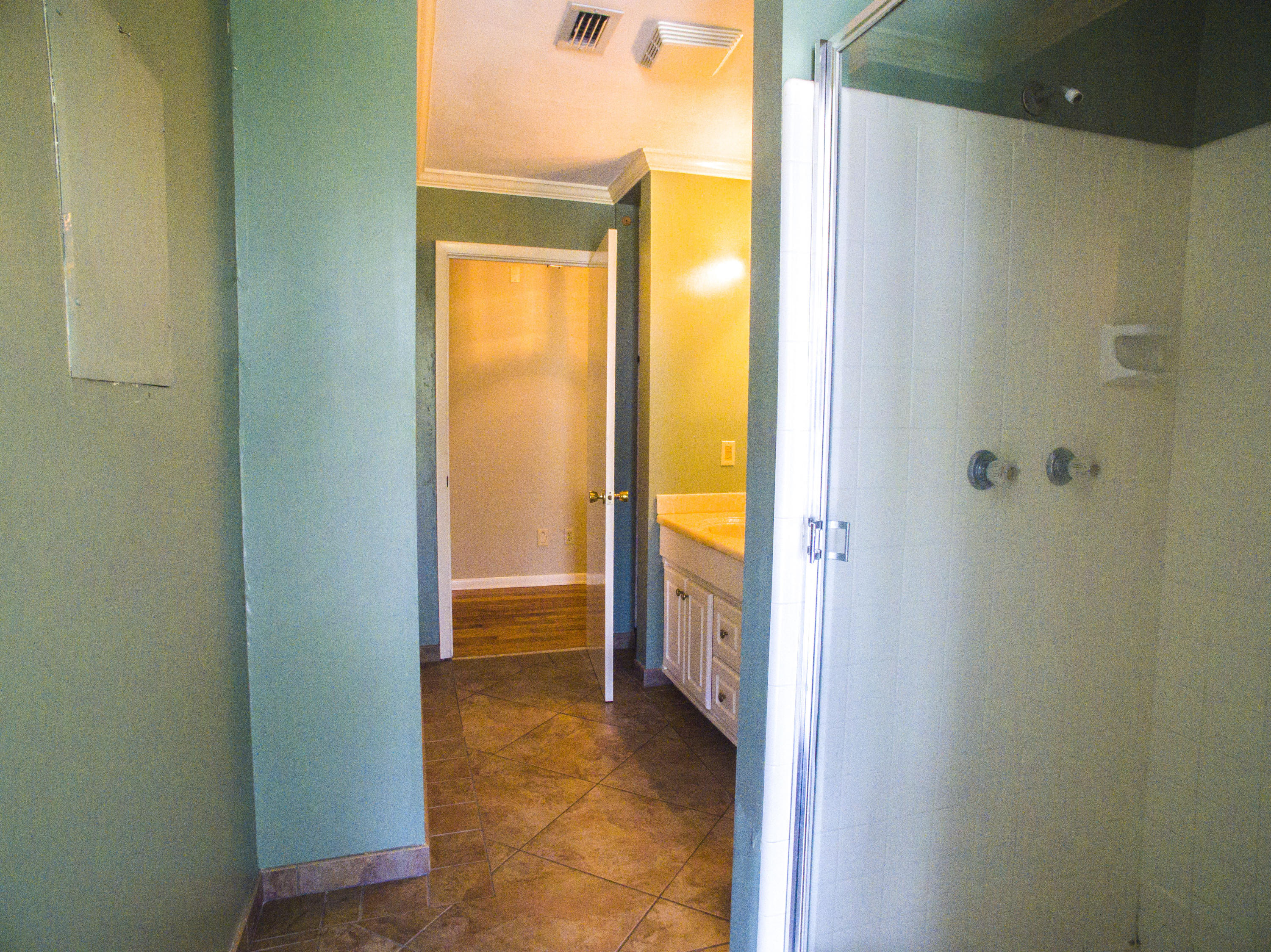 JONITA ESTATES - Residential