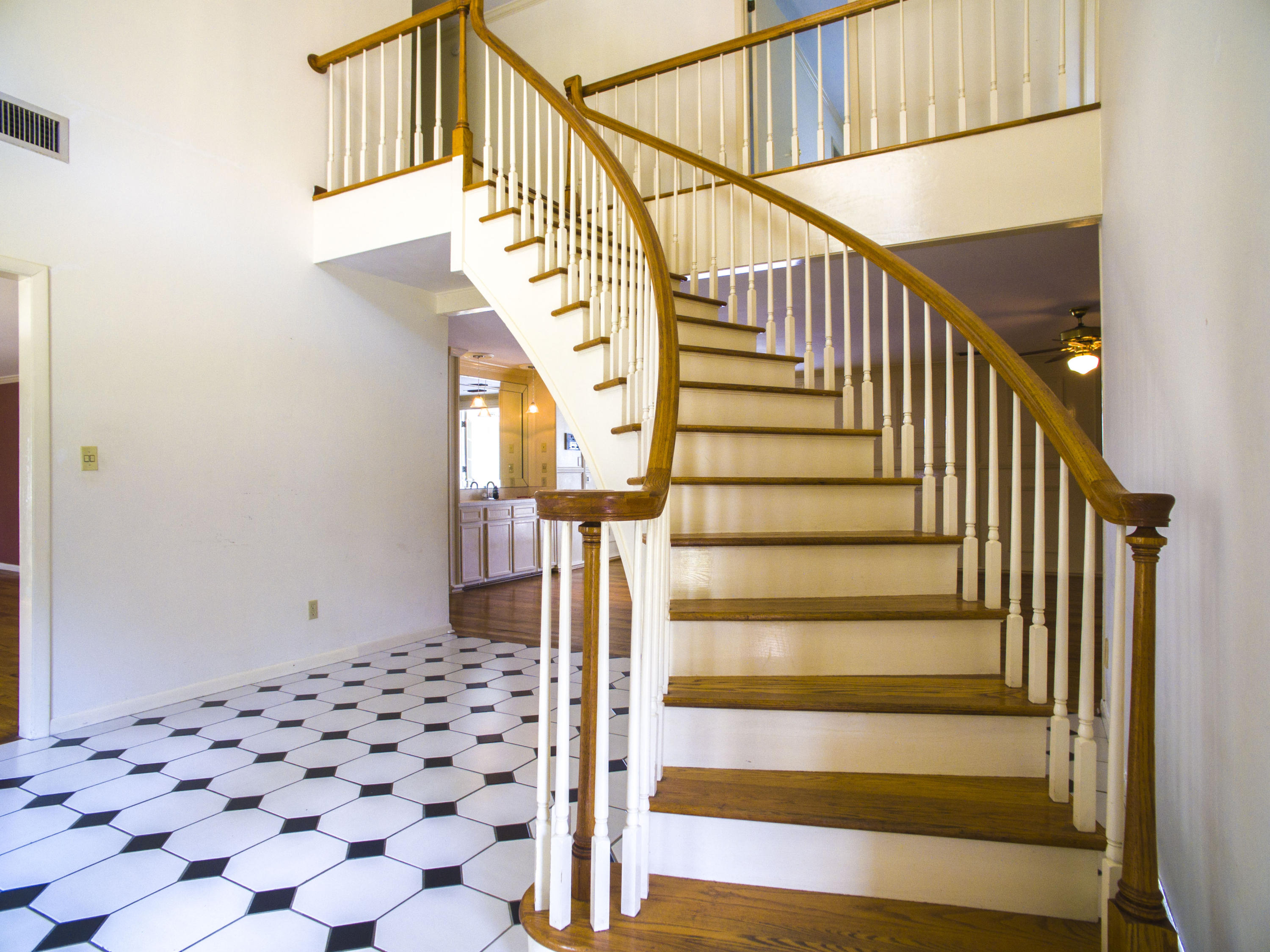 JONITA ESTATES - Residential