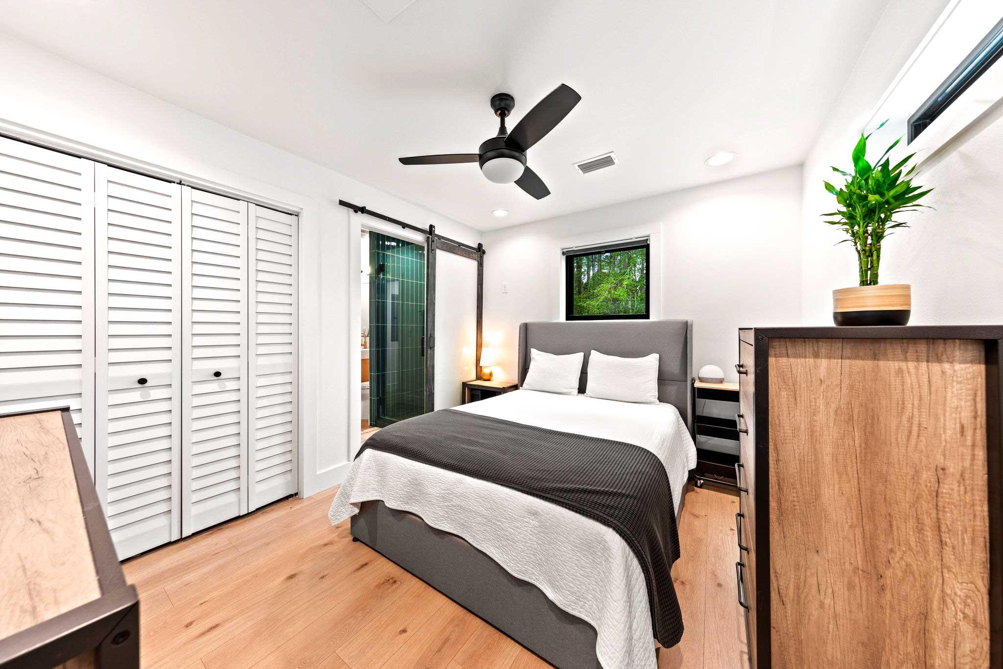 No hoa - Residential