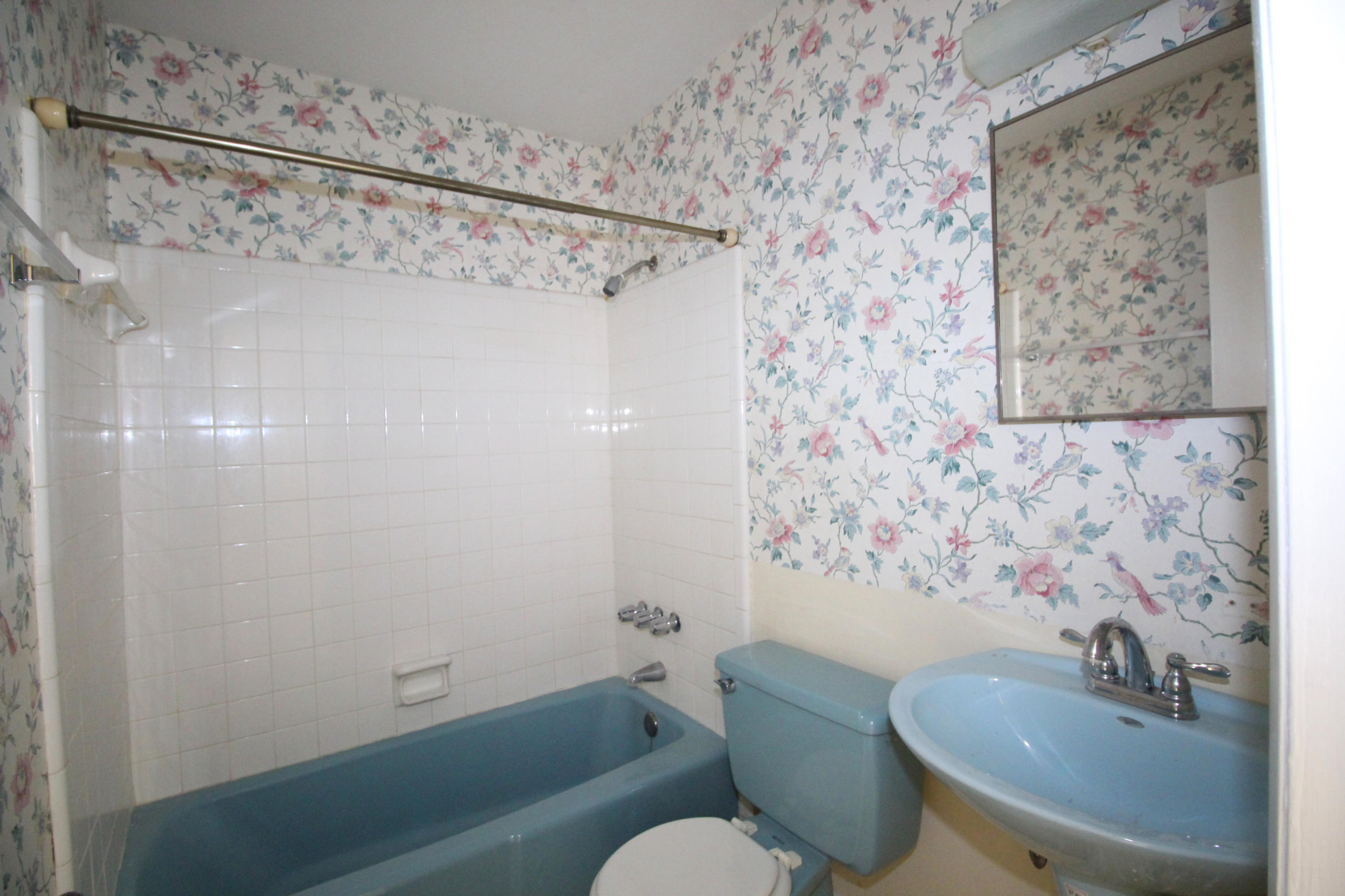 MARY ESTHER HEIGHTS - Residential