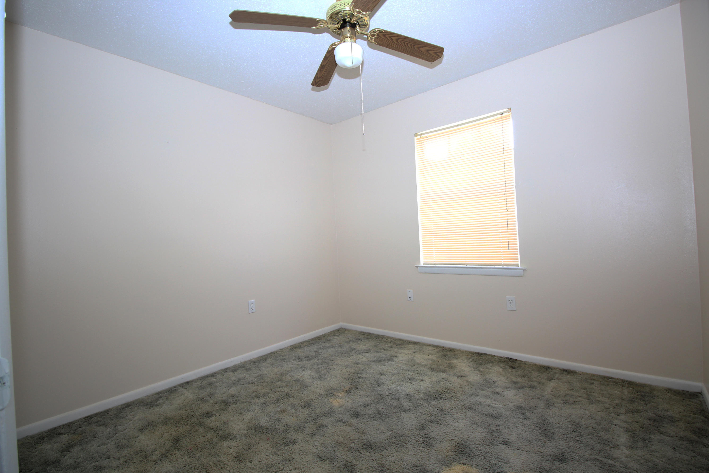 MARY ESTHER HEIGHTS - Residential