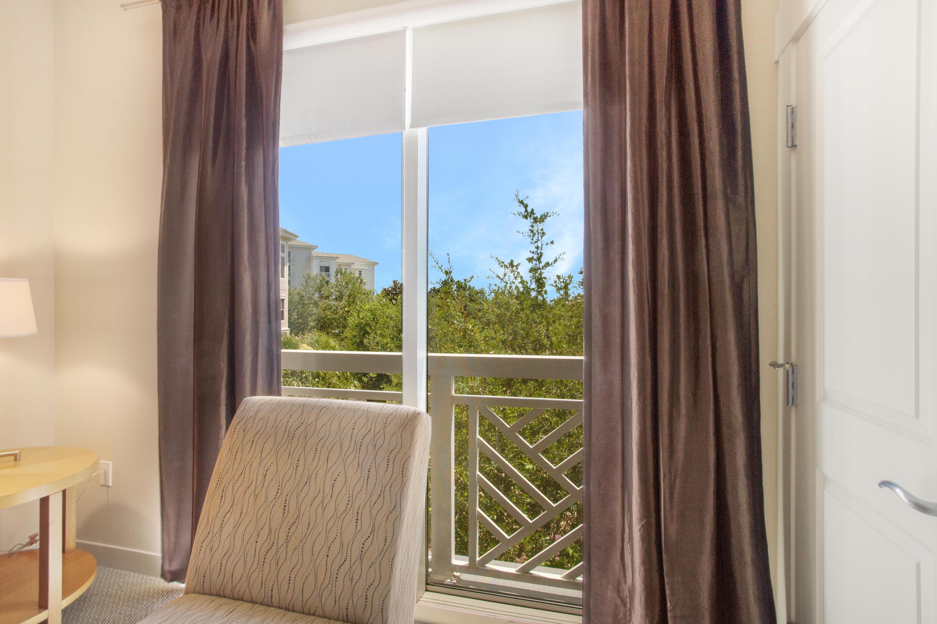 BAHIA CONDO - Residential