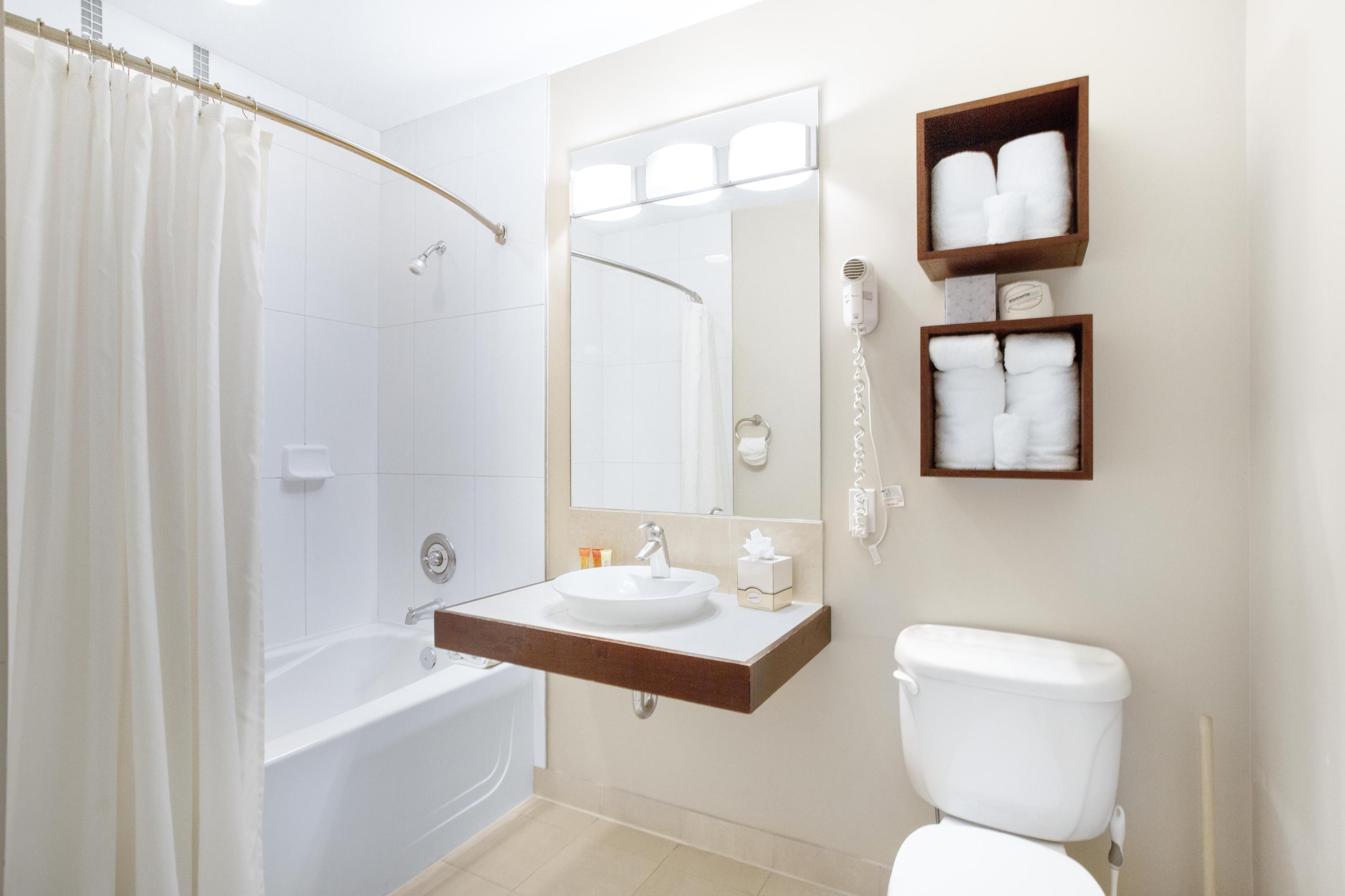 BAHIA CONDO - Residential