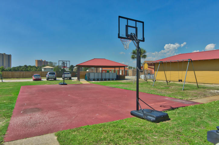 HORIZON SOUTH 19 CONDO - Residential