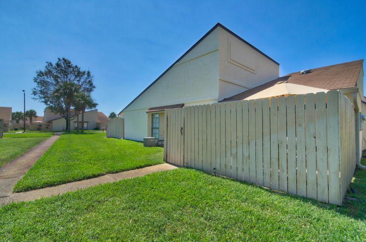 HORIZON SOUTH 19 CONDO - Residential