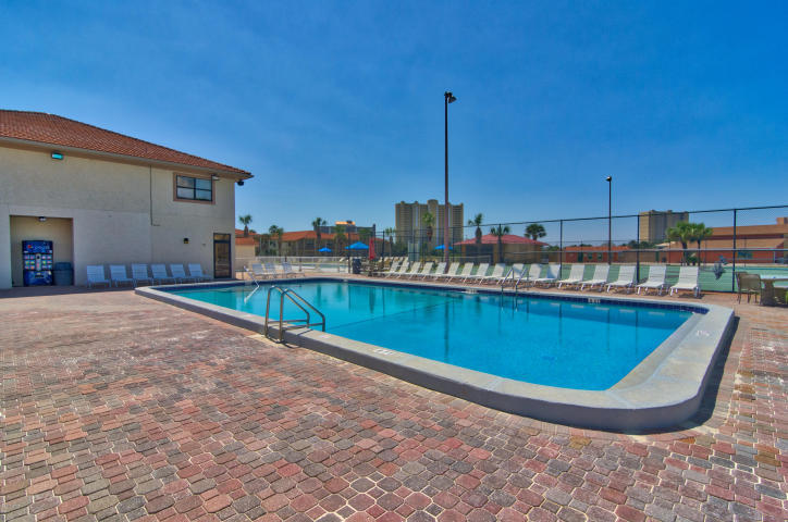 HORIZON SOUTH 19 CONDO - Residential