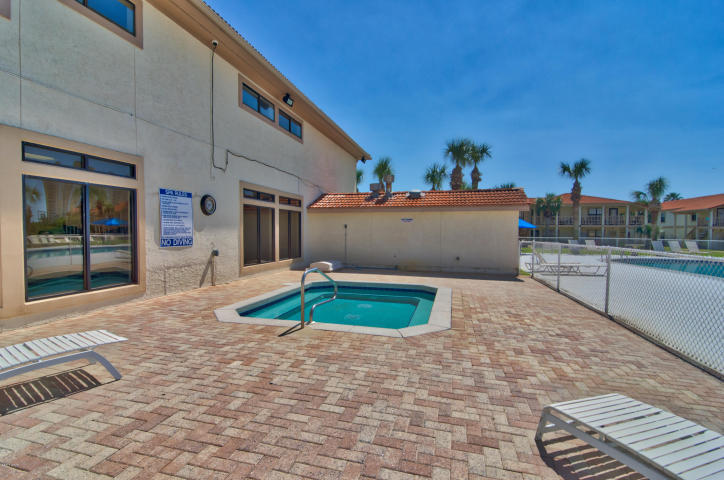 HORIZON SOUTH 19 CONDO - Residential