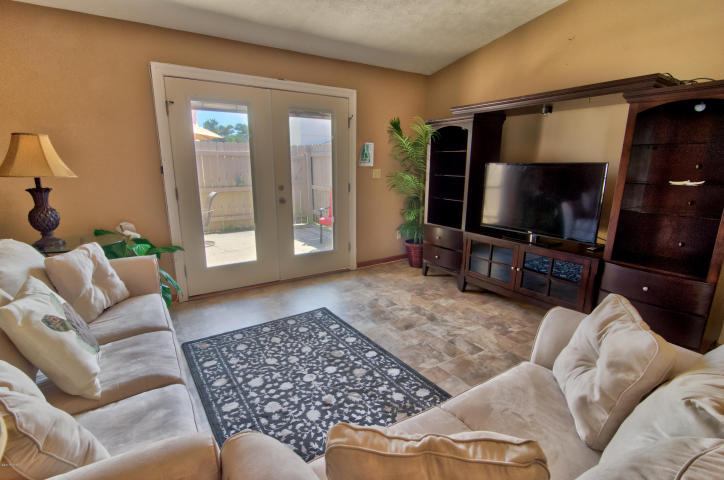 HORIZON SOUTH 19 CONDO - Residential