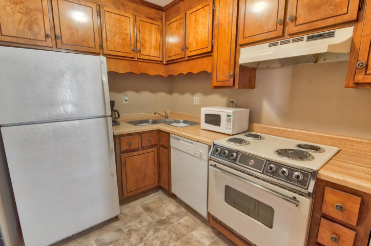 HORIZON SOUTH 19 CONDO - Residential