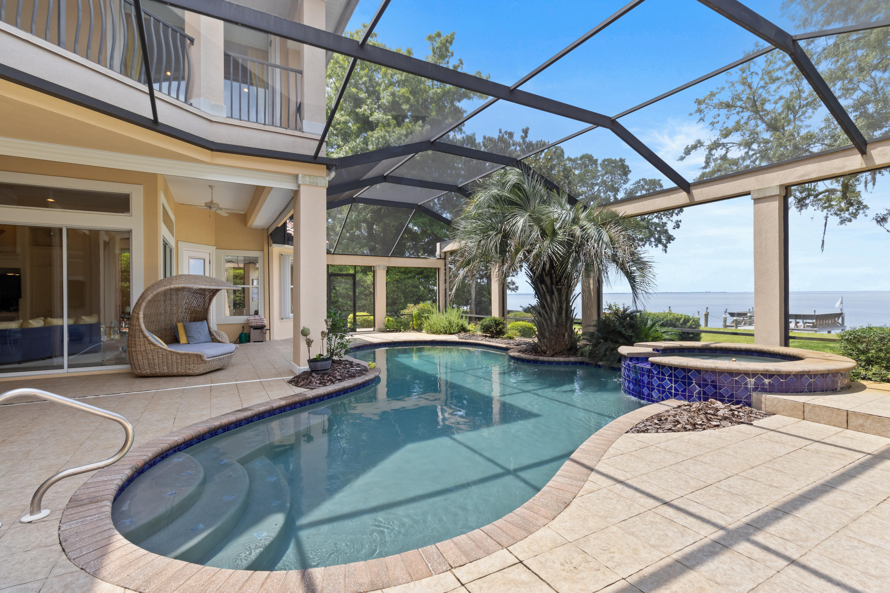 LIDO VILLAGE - Residential