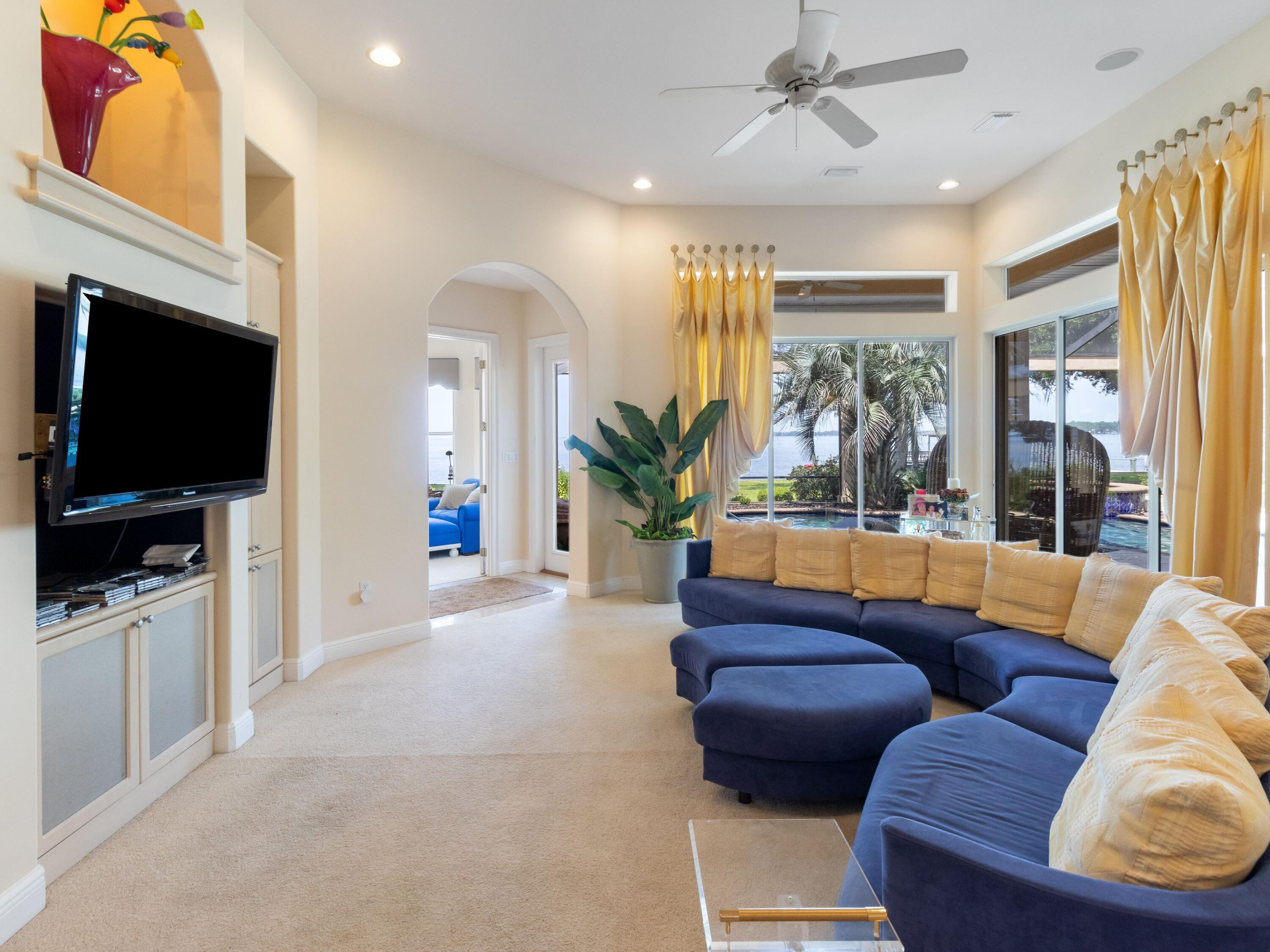 LIDO VILLAGE - Residential