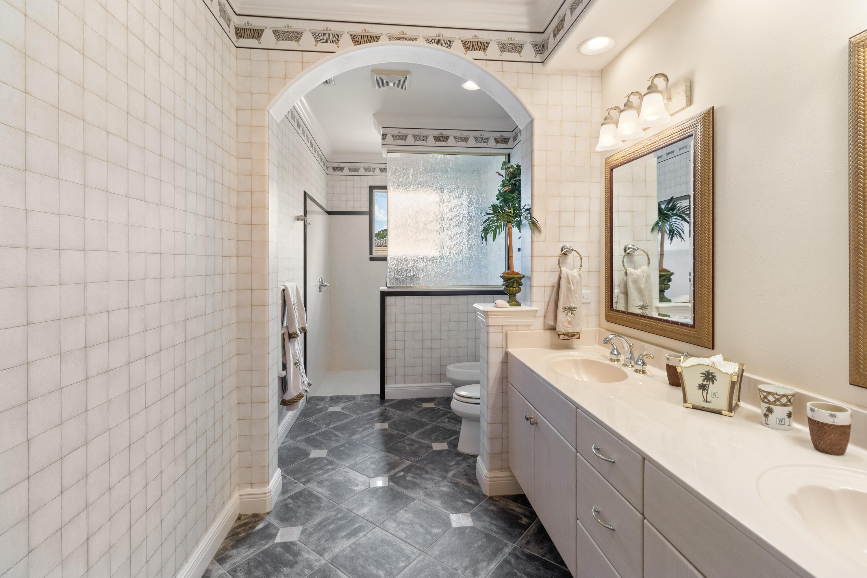 LIDO VILLAGE - Residential