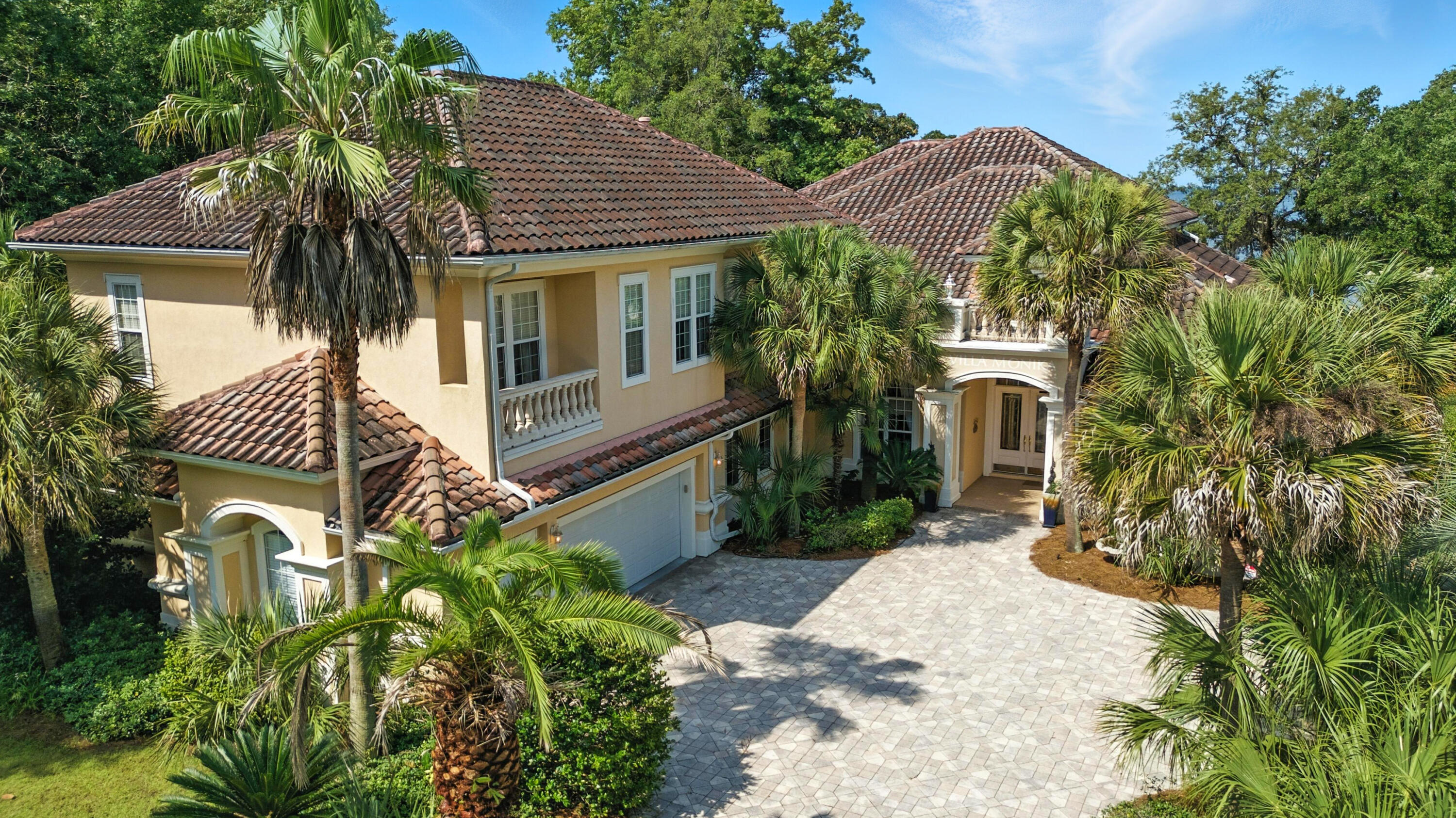 LIDO VILLAGE - Residential