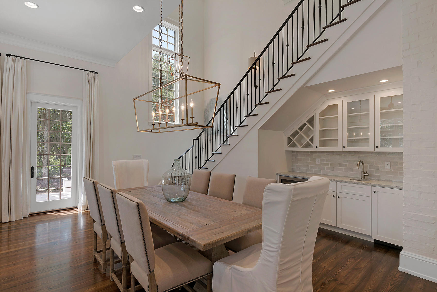 CHURCHILL OAKS - Residential