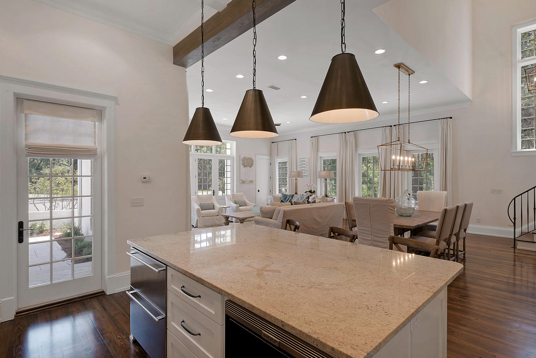 CHURCHILL OAKS - Residential