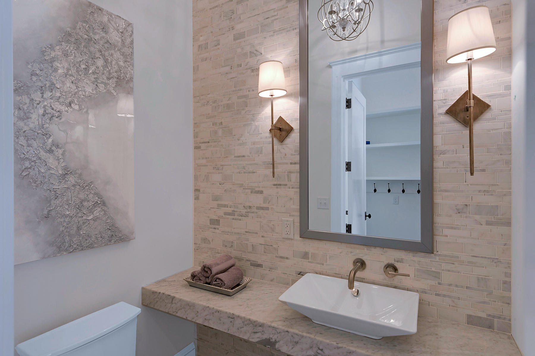 CHURCHILL OAKS - Residential