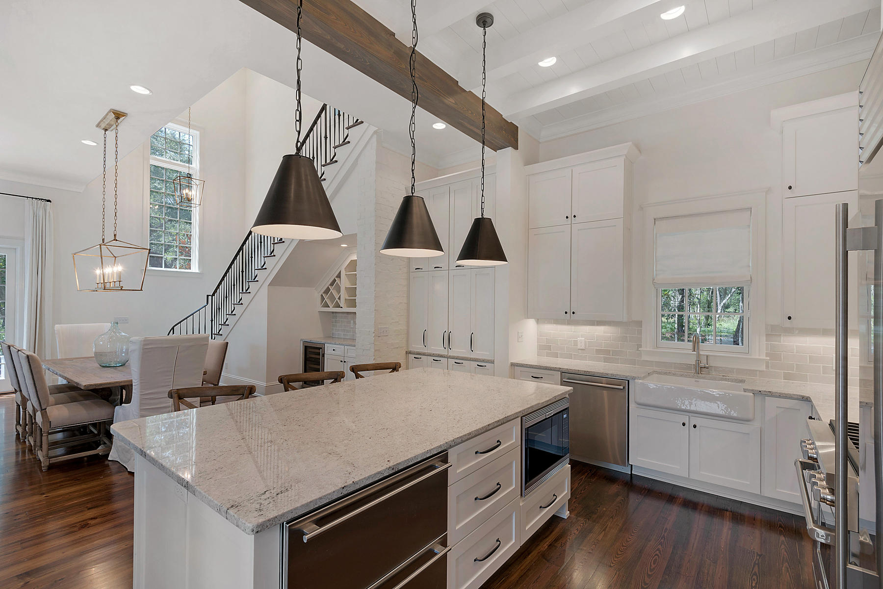 CHURCHILL OAKS - Residential