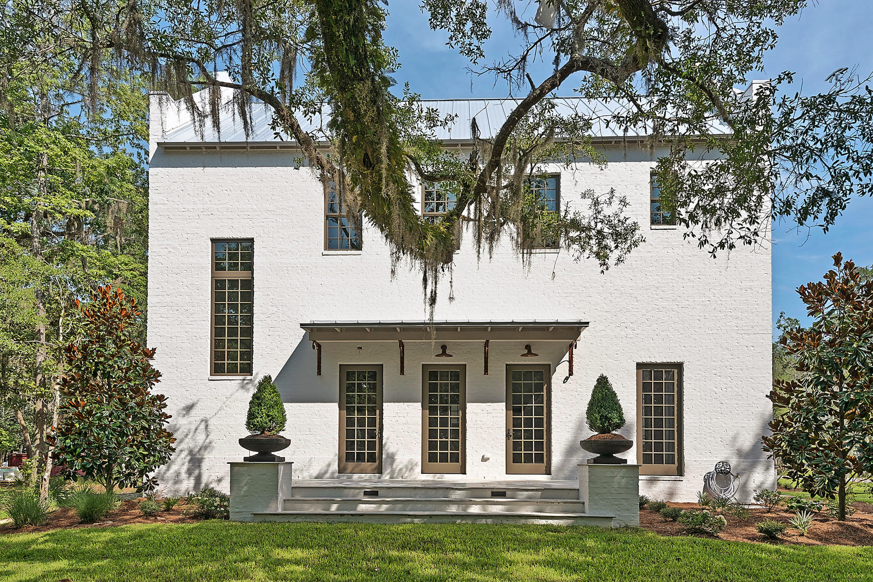 CHURCHILL OAKS - Residential