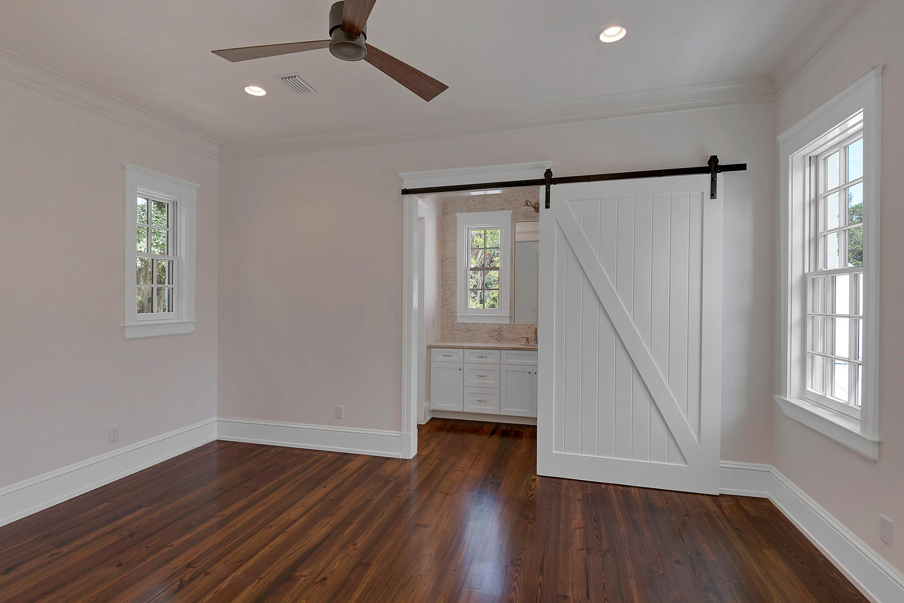 CHURCHILL OAKS - Residential