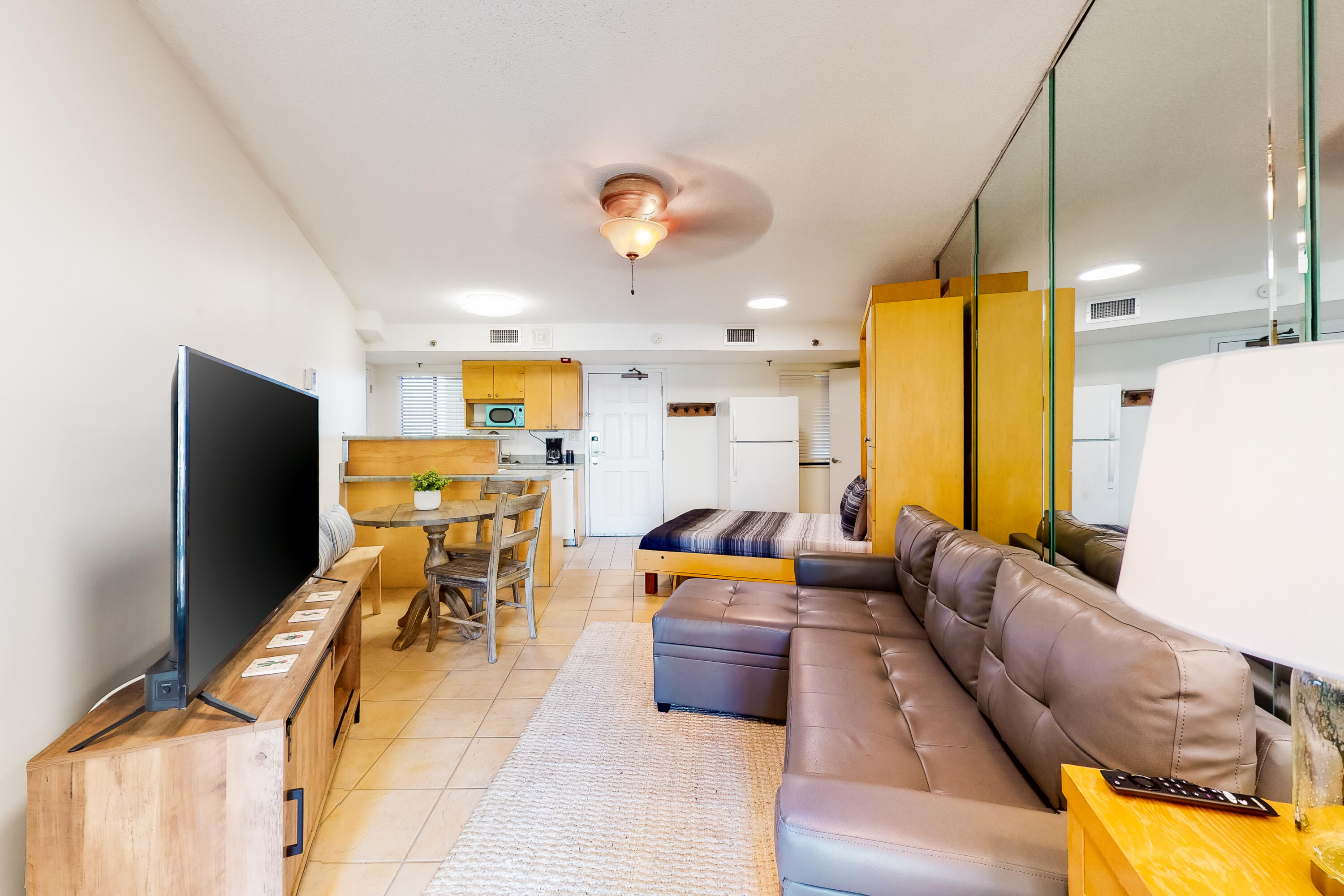 The Commodore - Residential