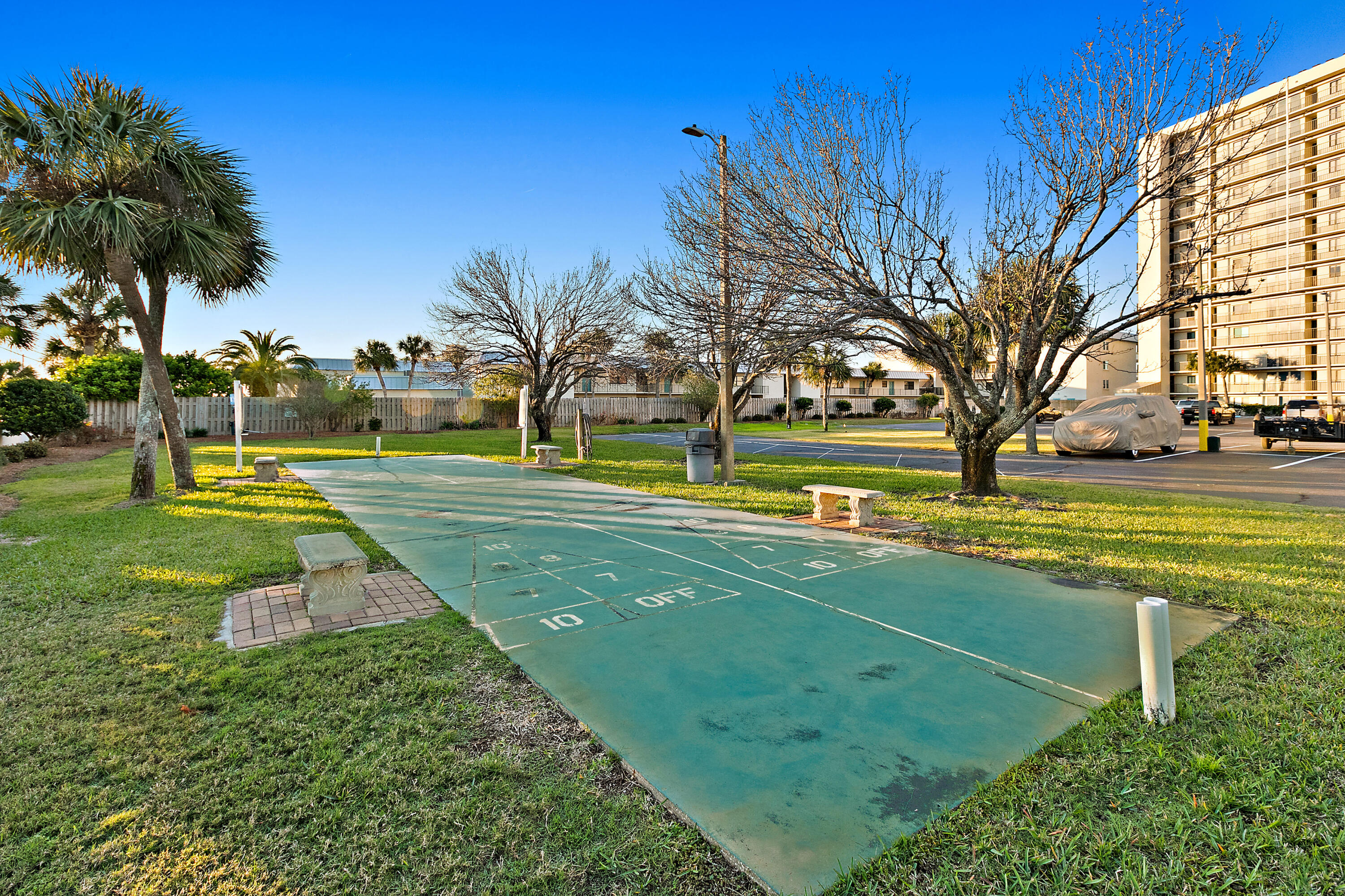 The Commodore - Residential