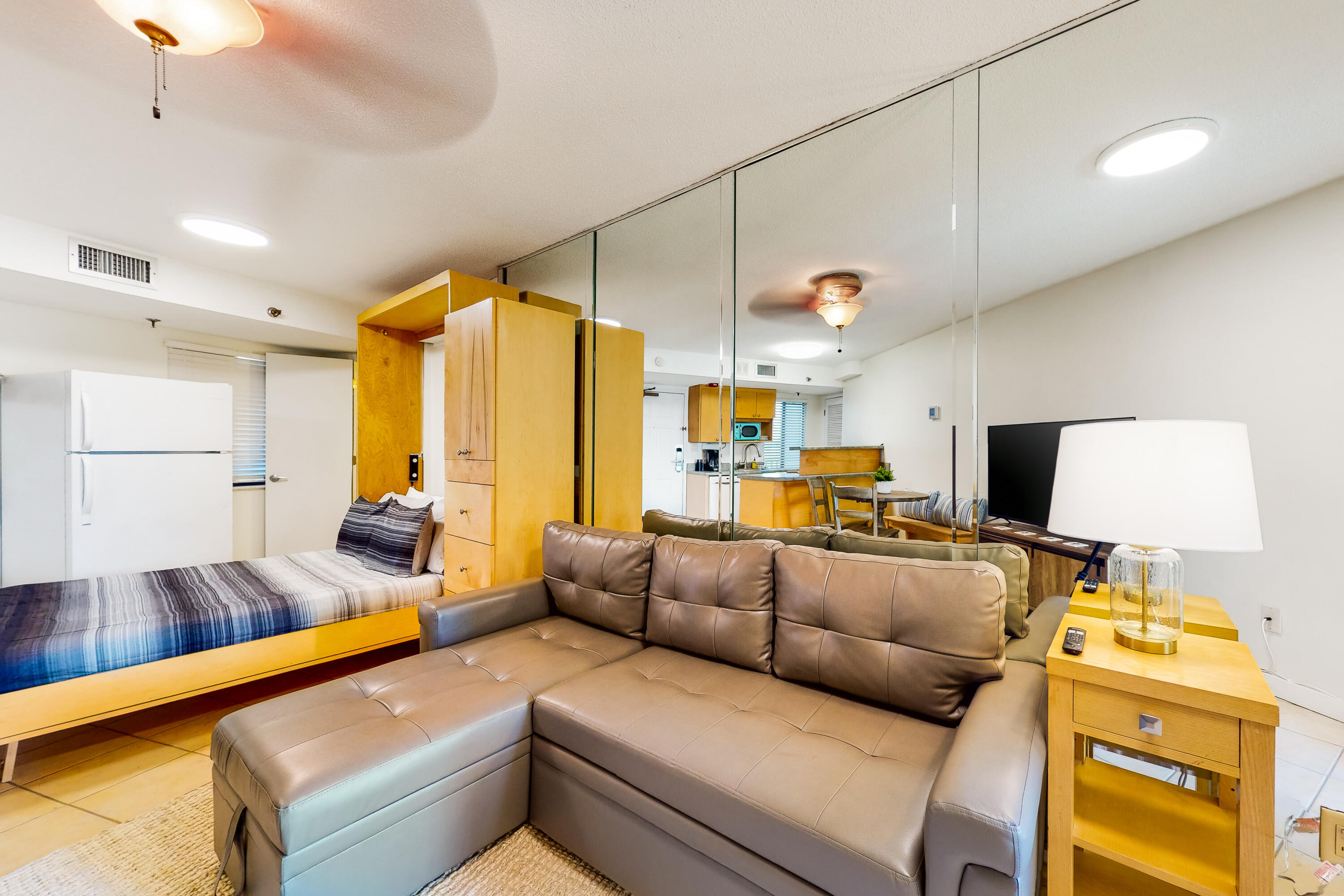 The Commodore - Residential