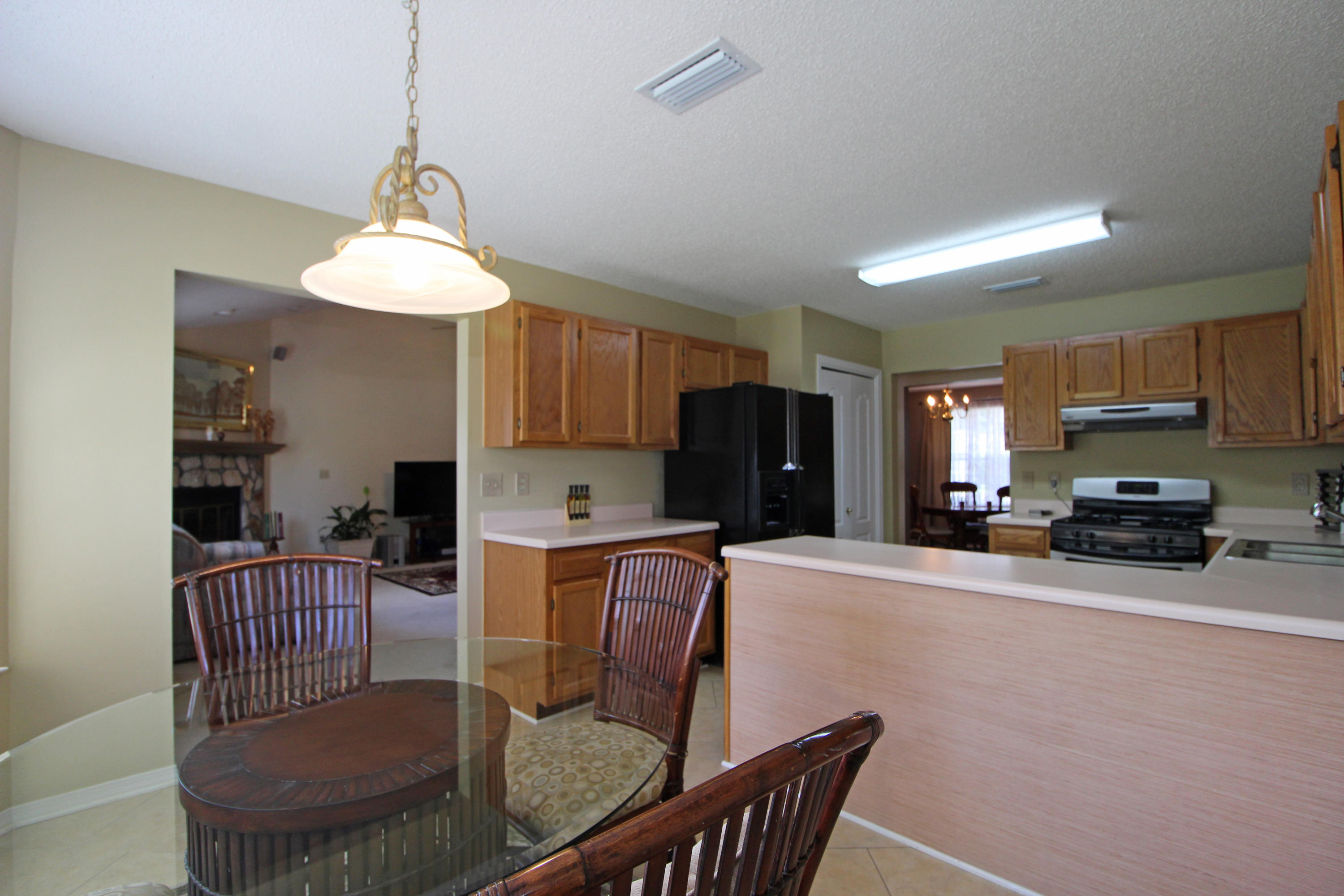 MEADOW WOODS - Residential