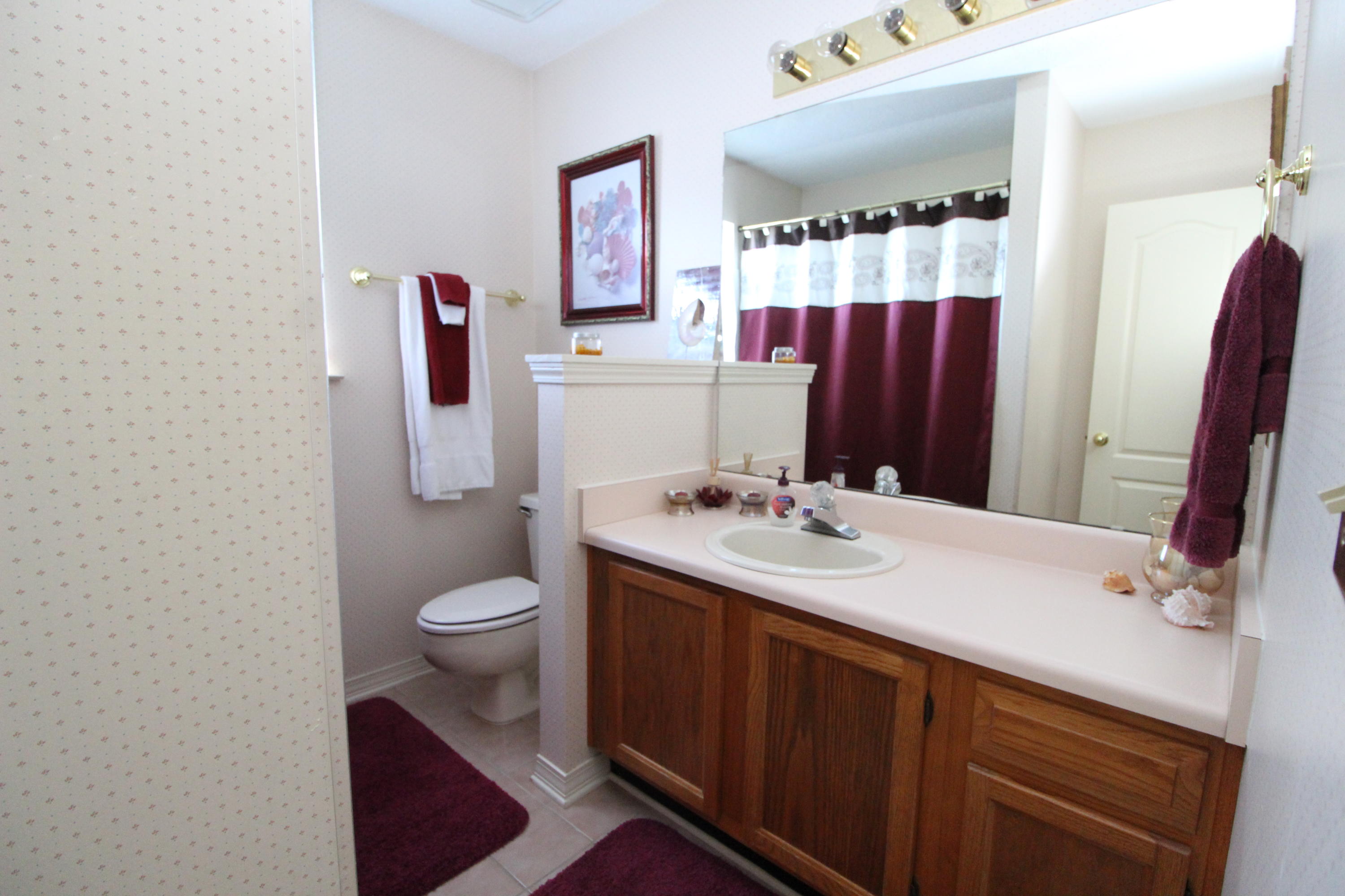 MEADOW WOODS - Residential