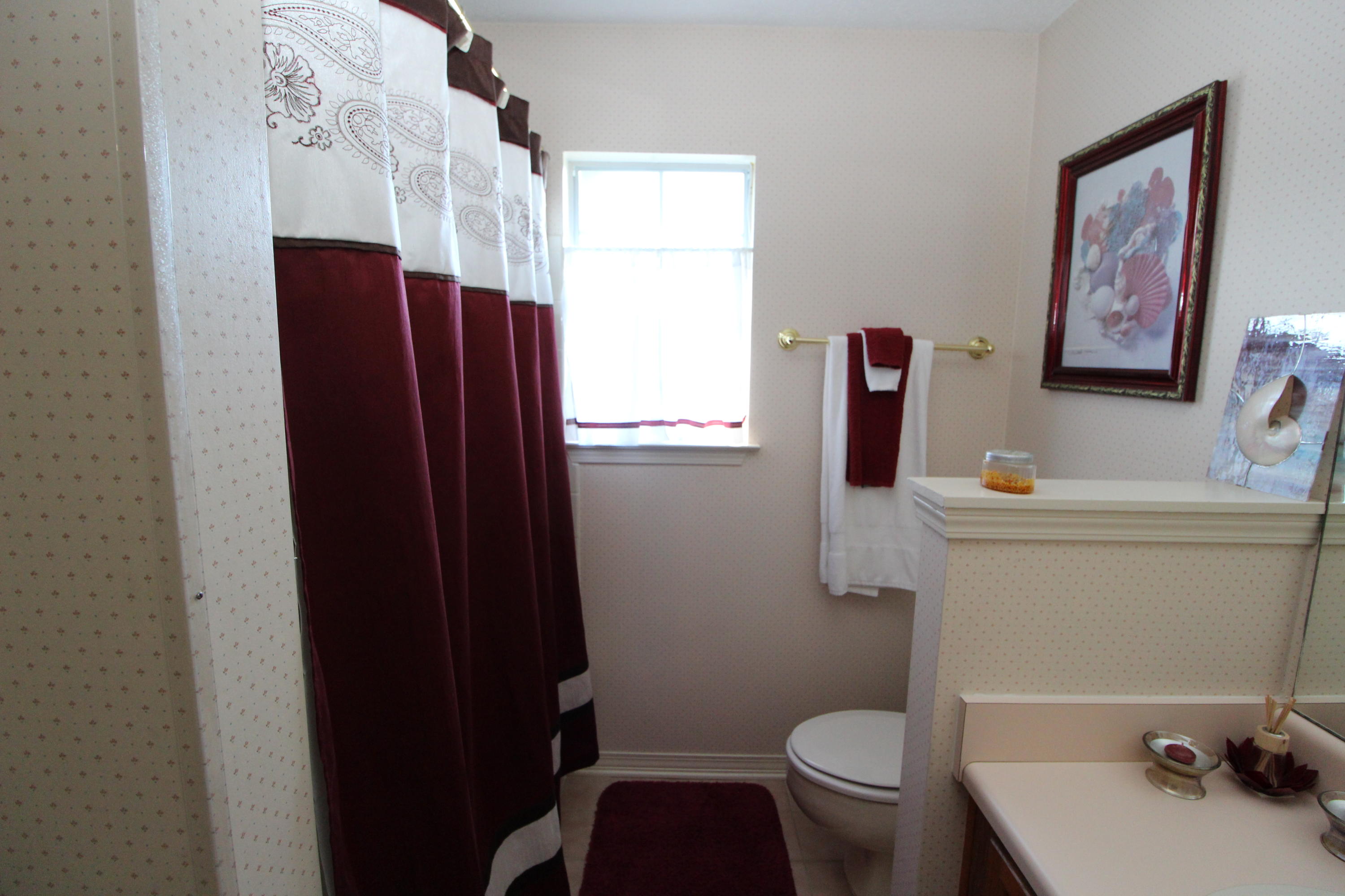 MEADOW WOODS - Residential