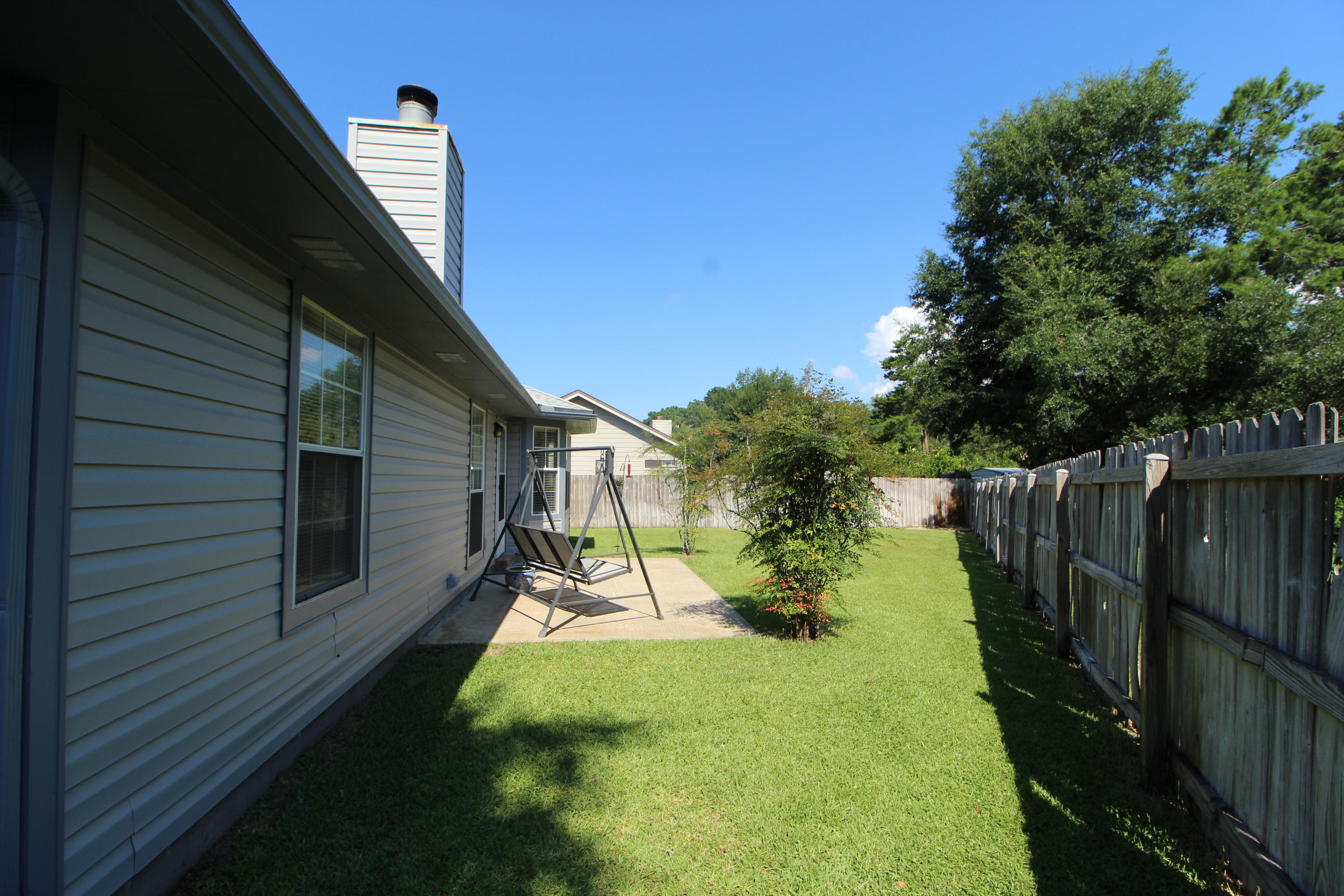 MEADOW WOODS - Residential