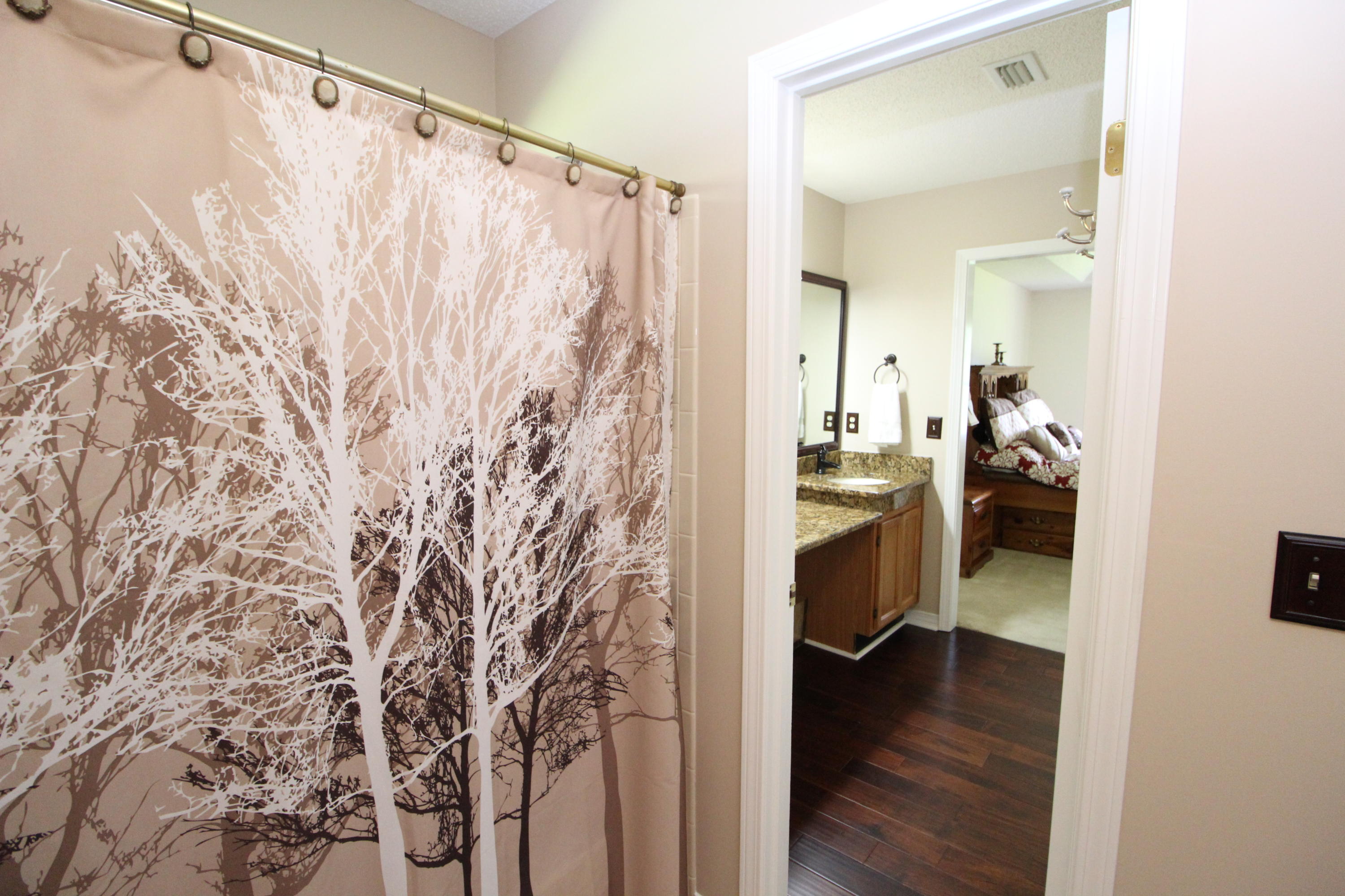 MEADOW WOODS - Residential