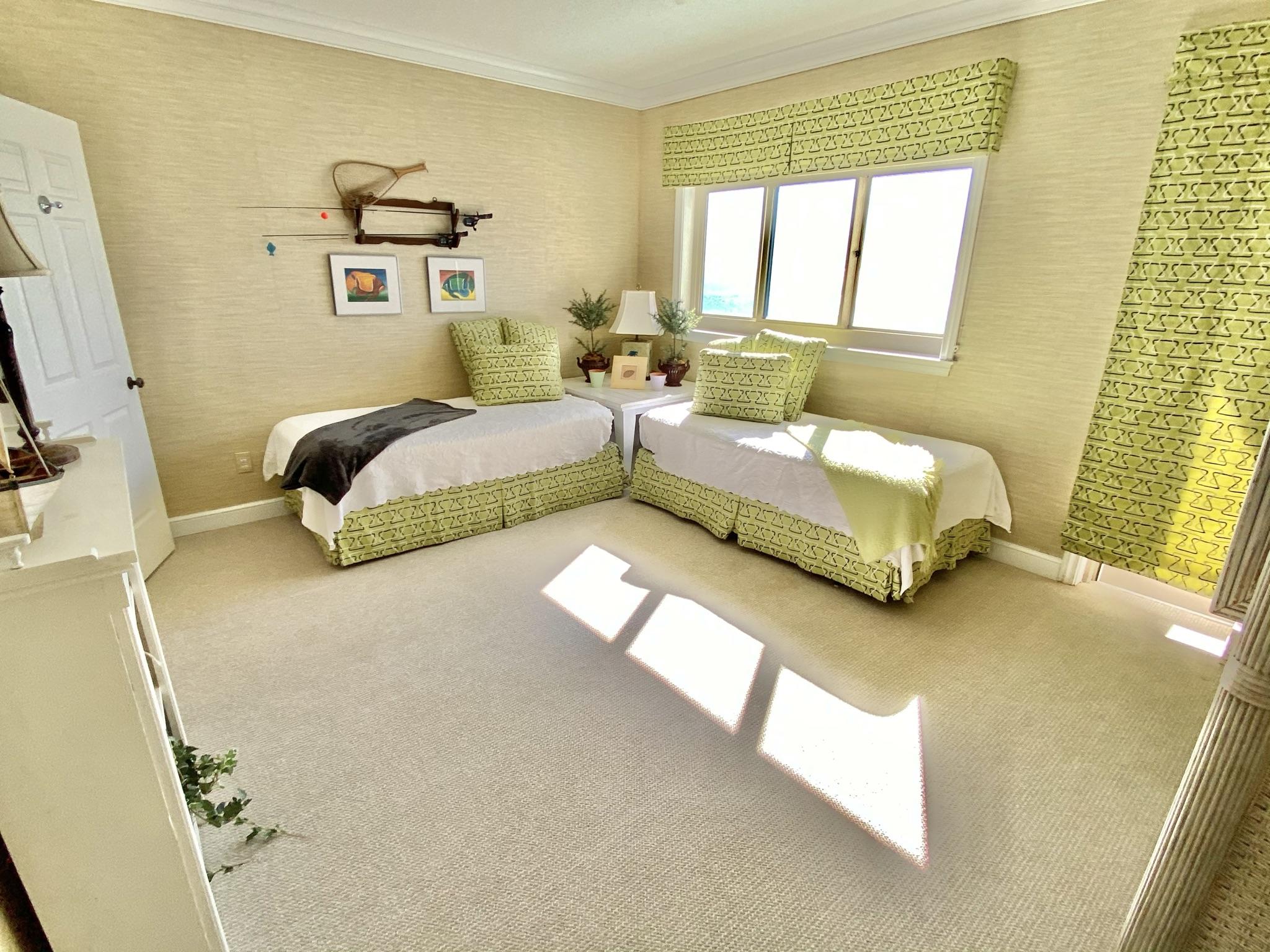 SOUTHWINDS III - Residential