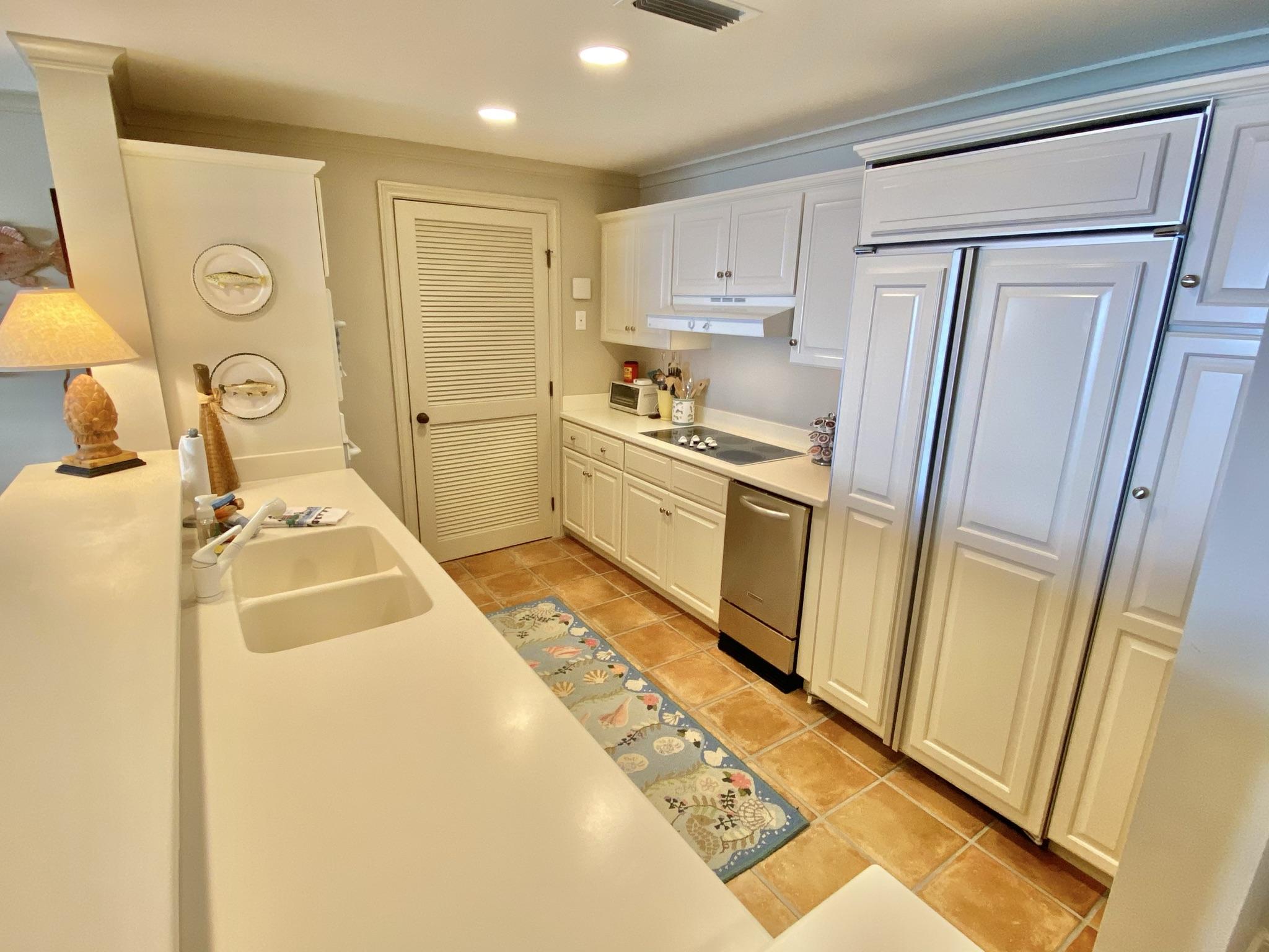 SOUTHWINDS III - Residential