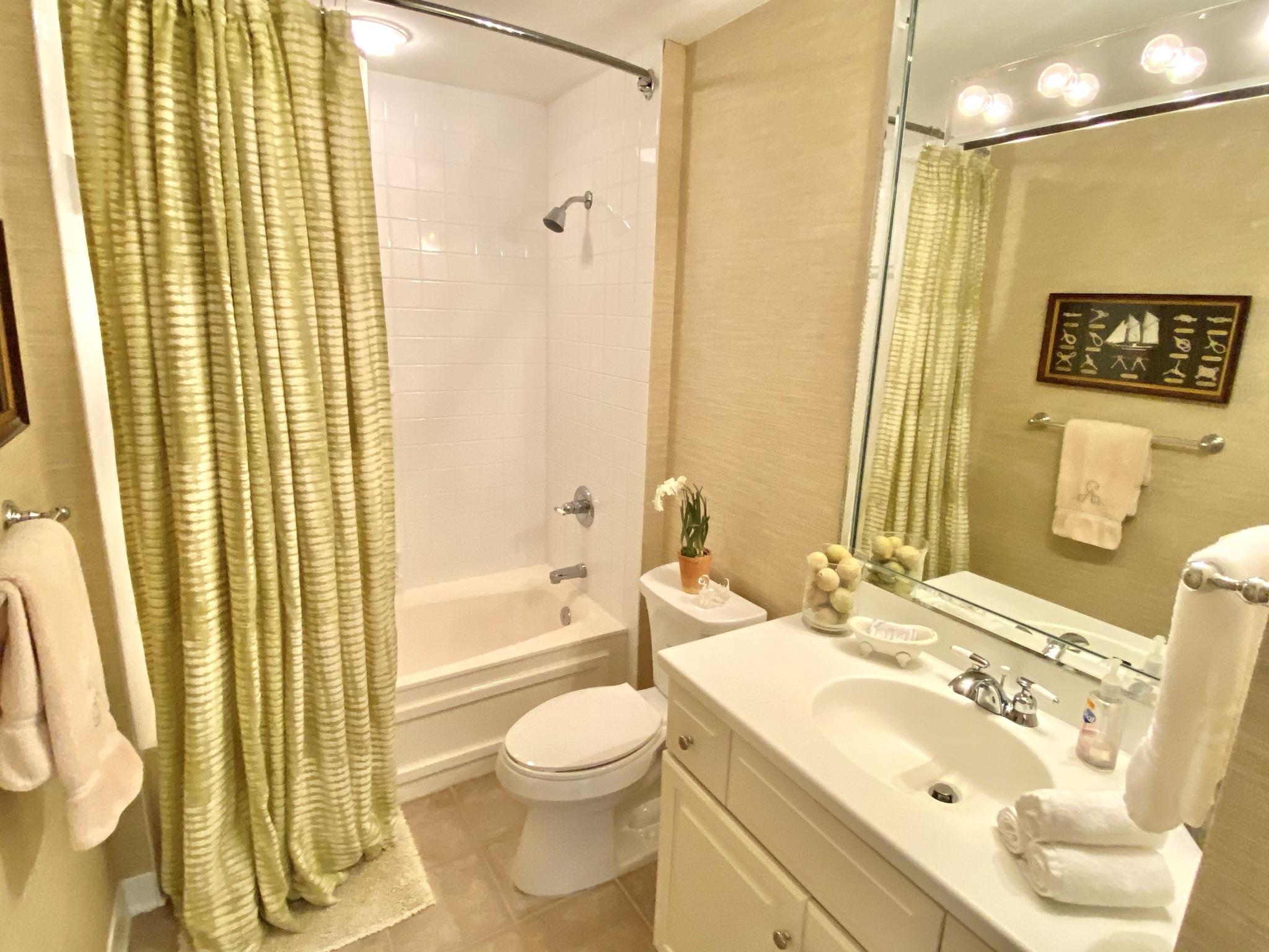 SOUTHWINDS III - Residential