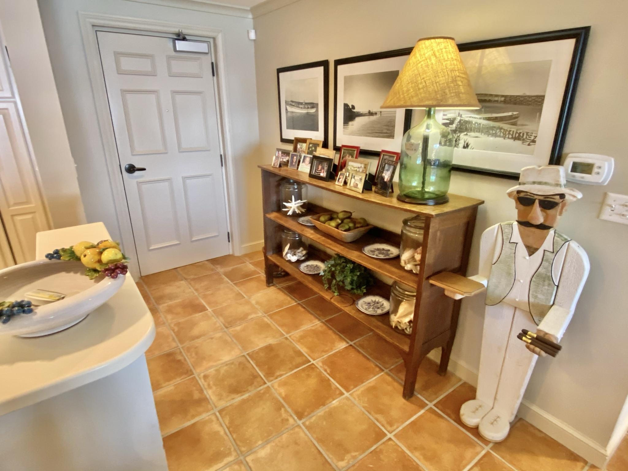 SOUTHWINDS III - Residential