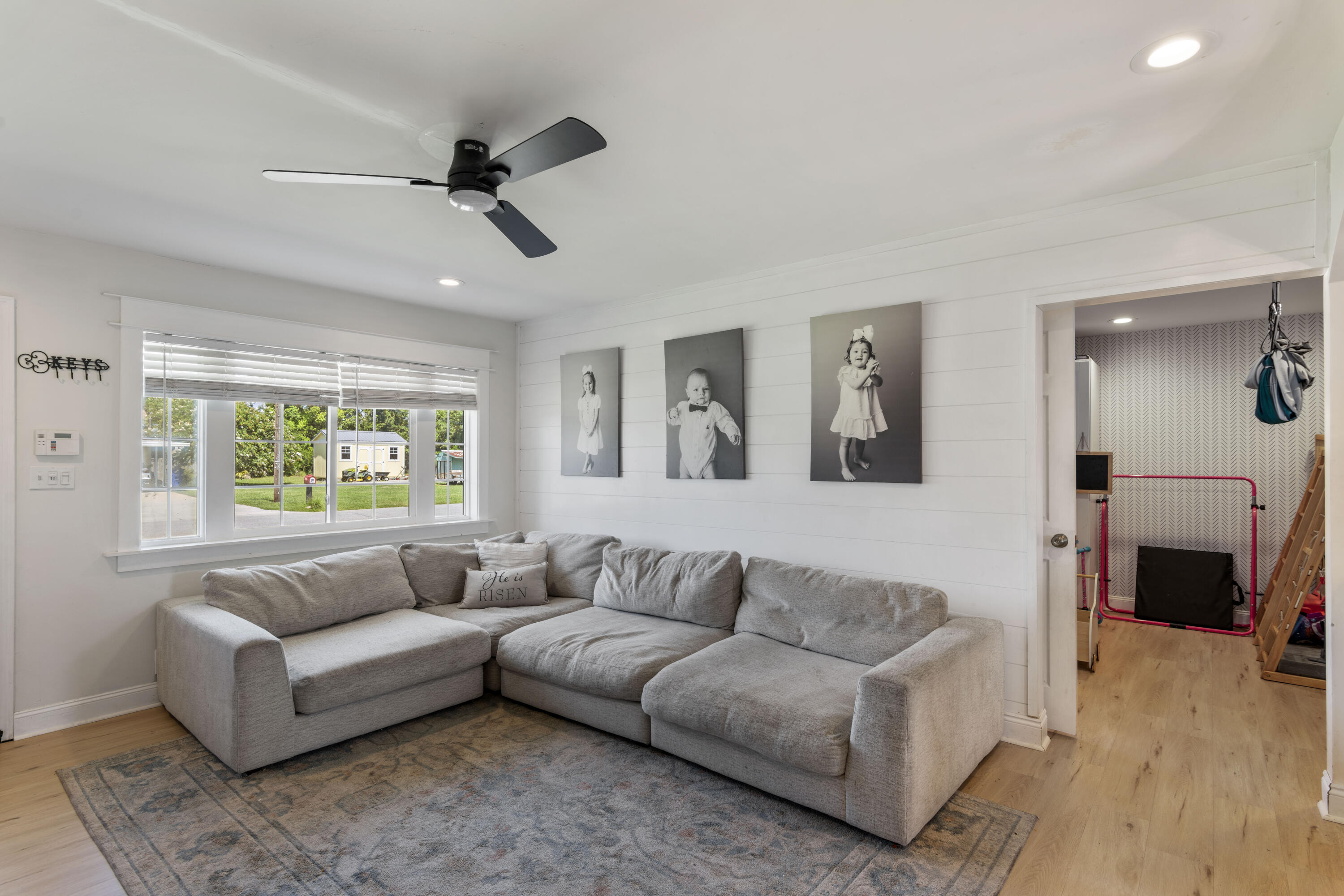 HENTZ 1ST ADDN UNIT B - Residential