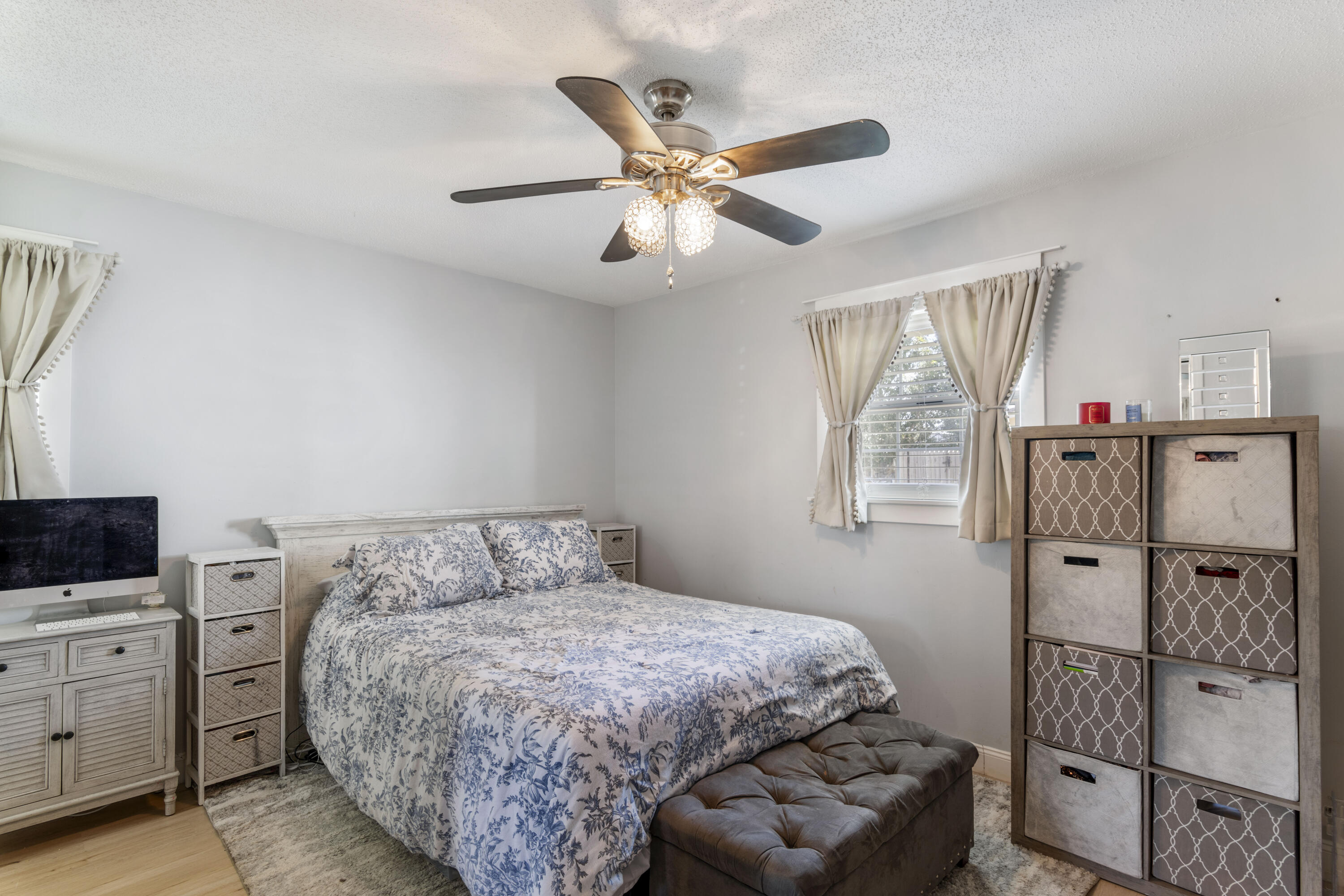 HENTZ 1ST ADDN UNIT B - Residential
