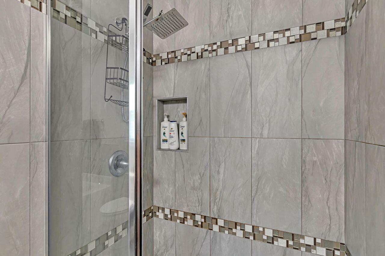 WYNNEHAVEN BCH EST - Residential