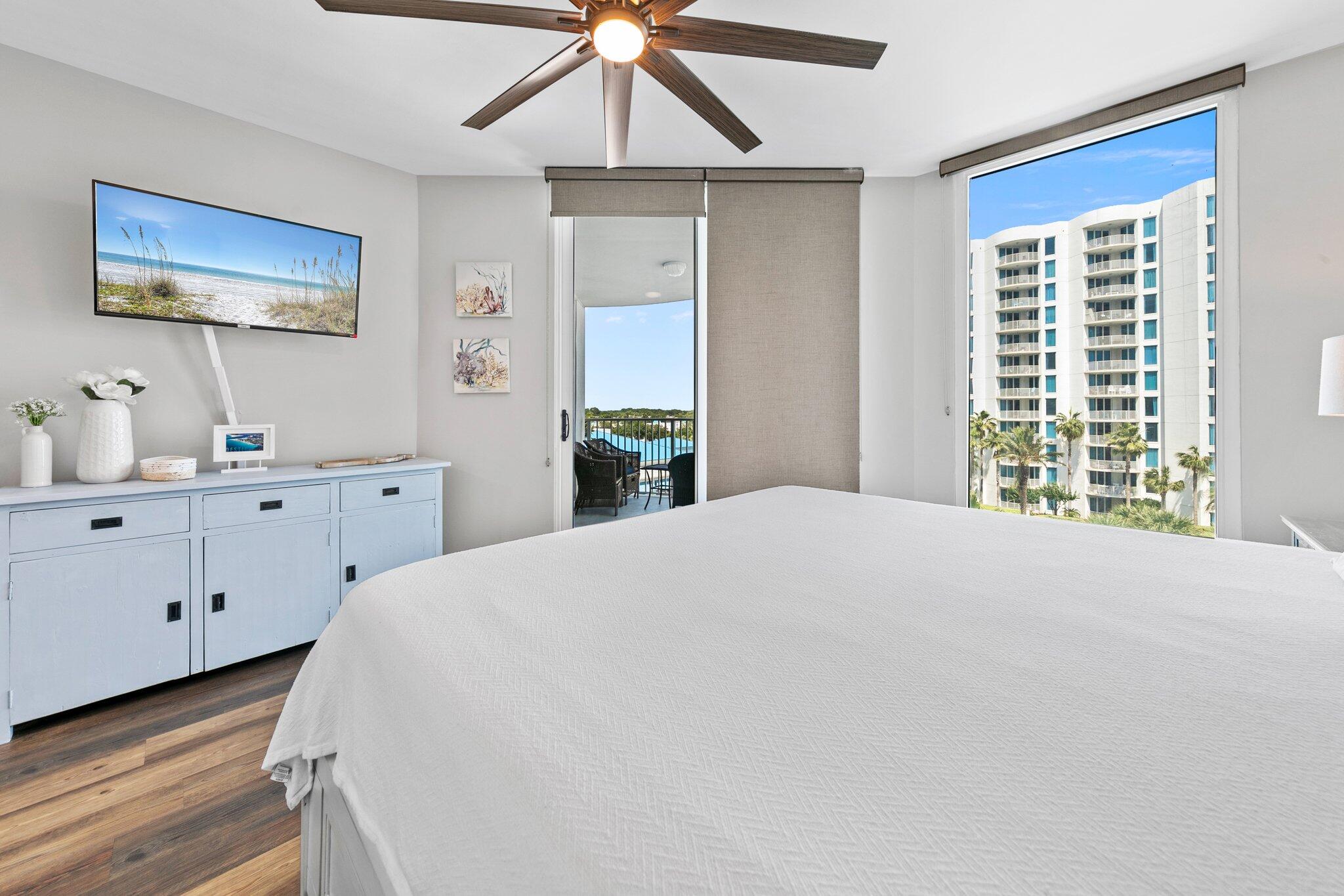 THE PALMS OF DESTIN - Residential