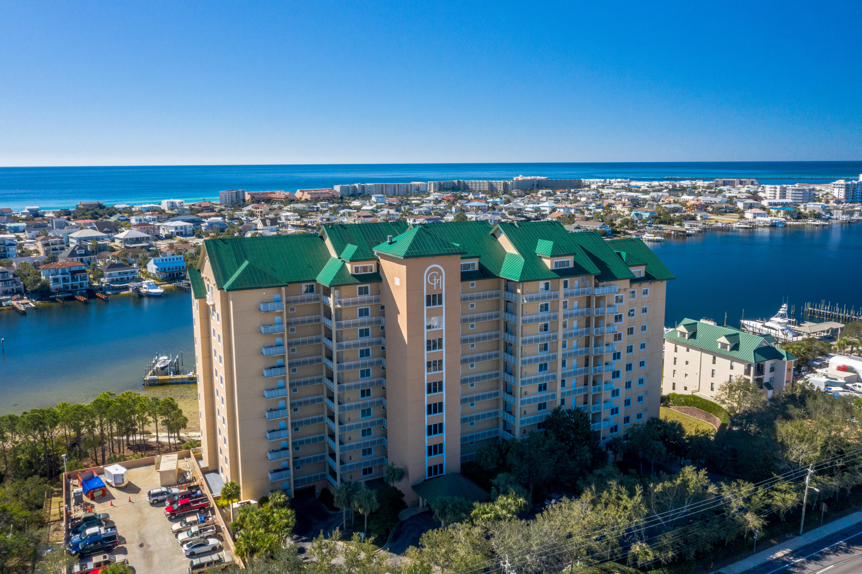 GRAND HARBOR - Residential