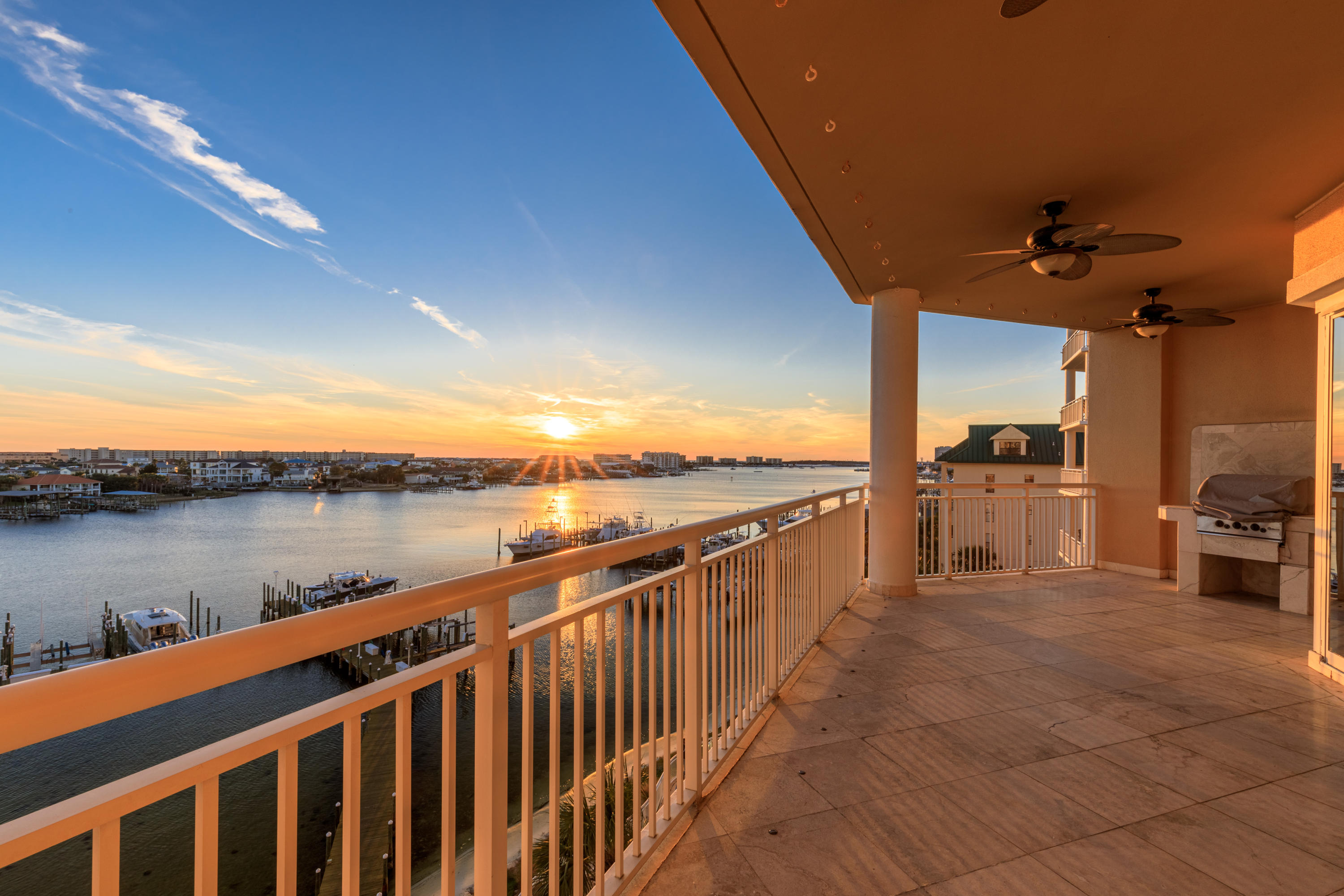 GRAND HARBOR - Residential