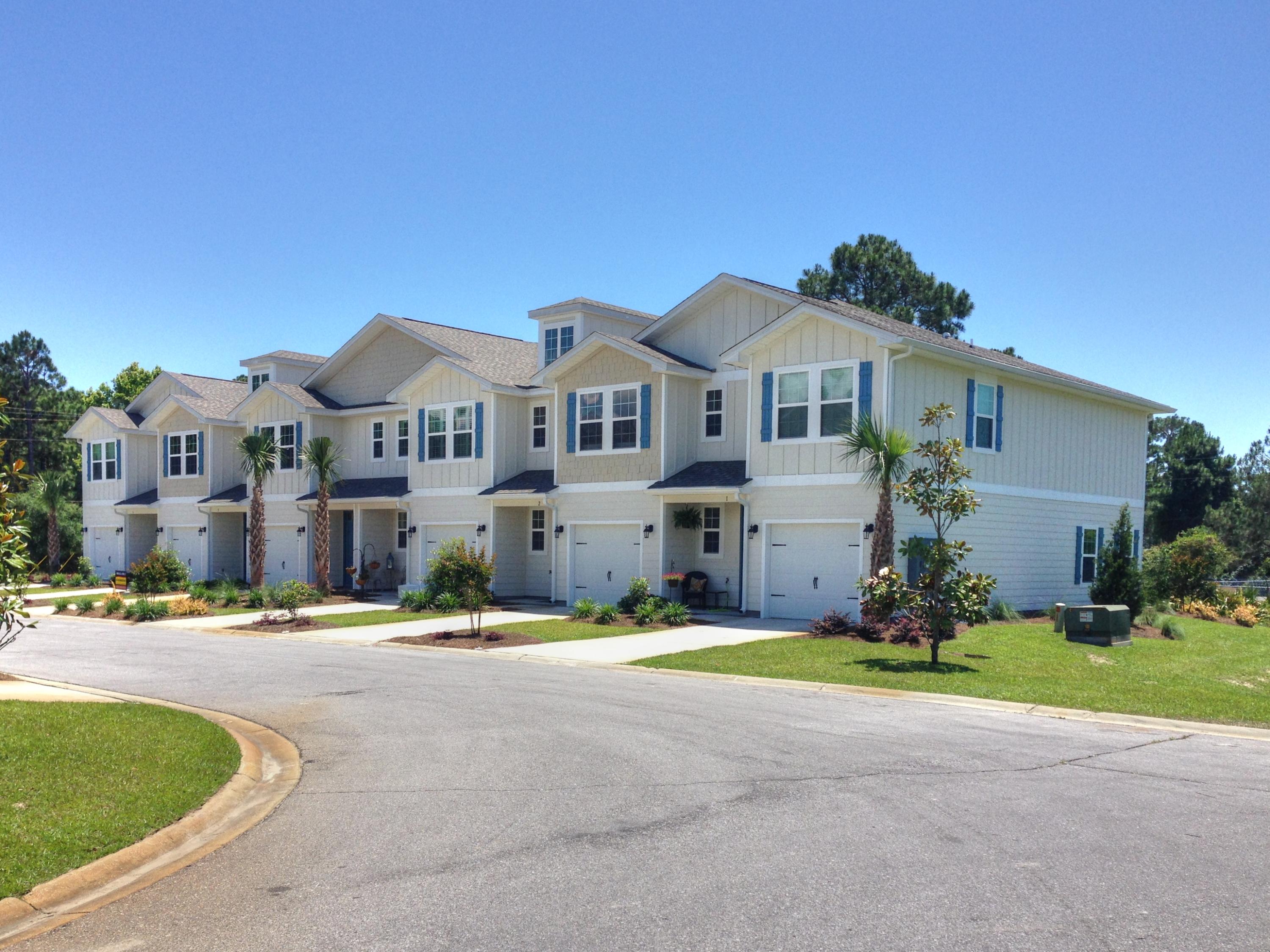WATER OAKS Townhomes - Residential